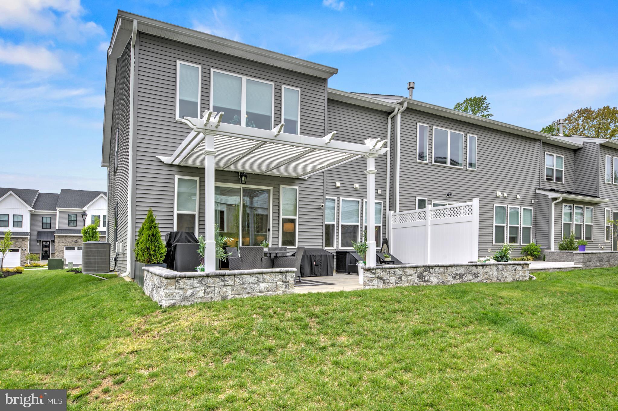 PRESERVE AT MARSH CREEK - CARRIAGE COLLECTION - Residential
