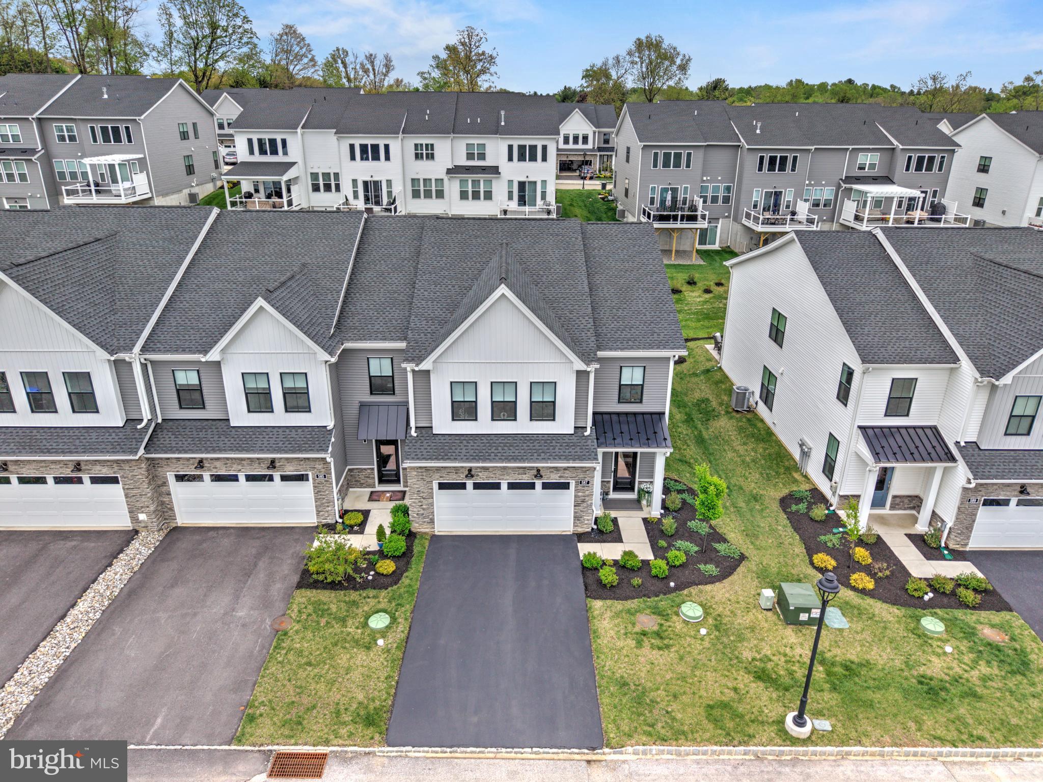 PRESERVE AT MARSH CREEK - CARRIAGE COLLECTION - Residential