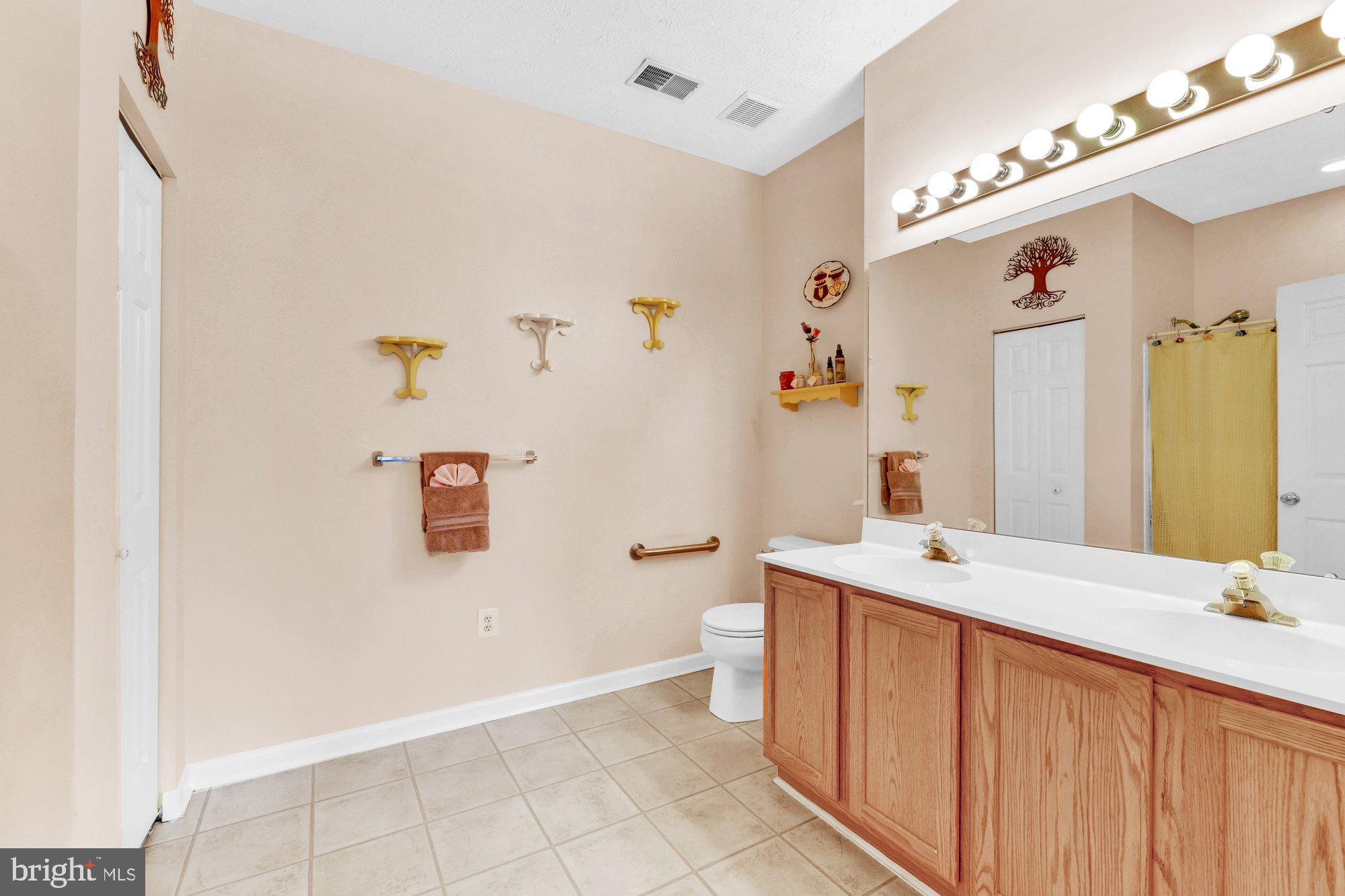 DEVONSHIRE AT WHITEMARSH - Residential