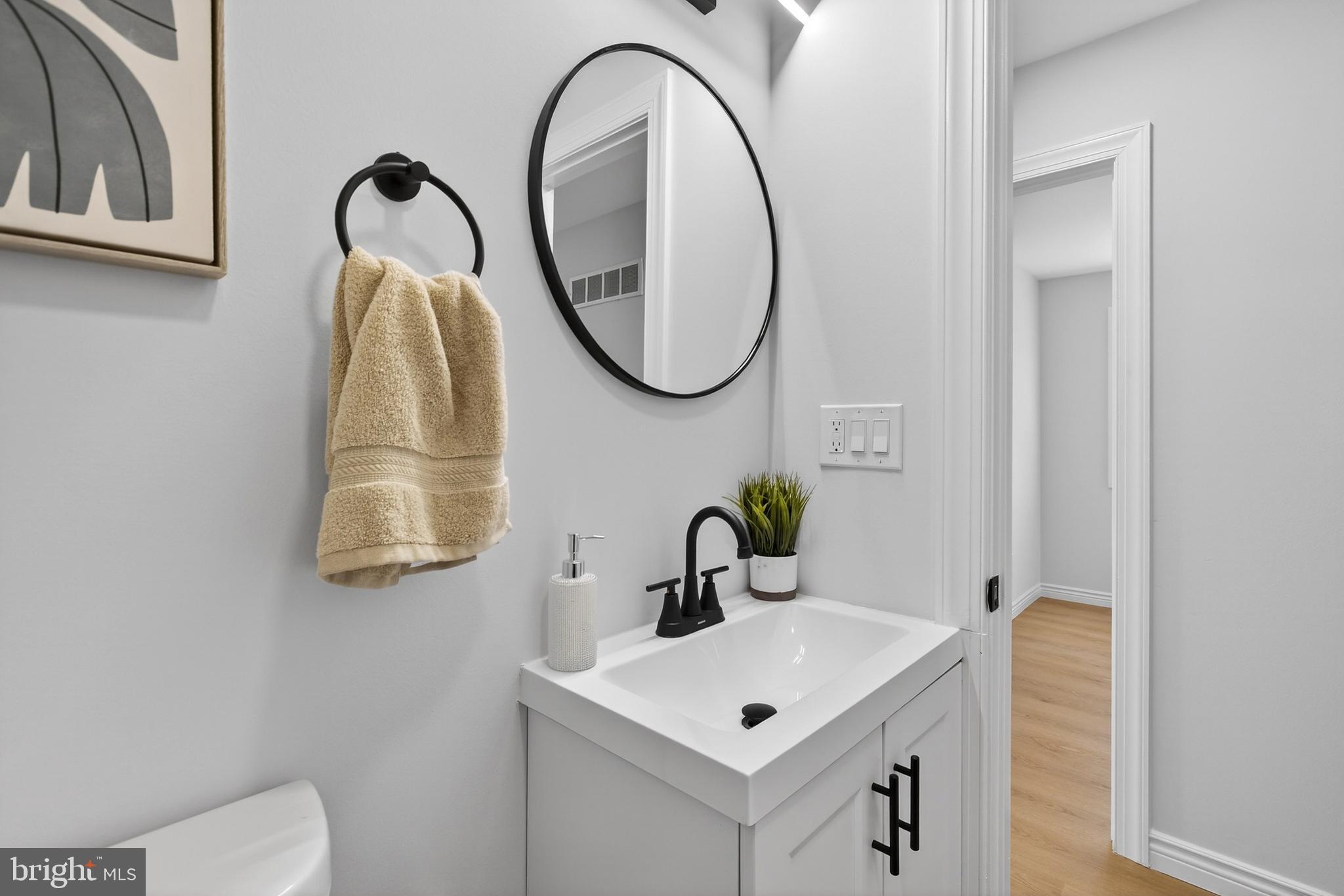 MEADOWOOD - Residential