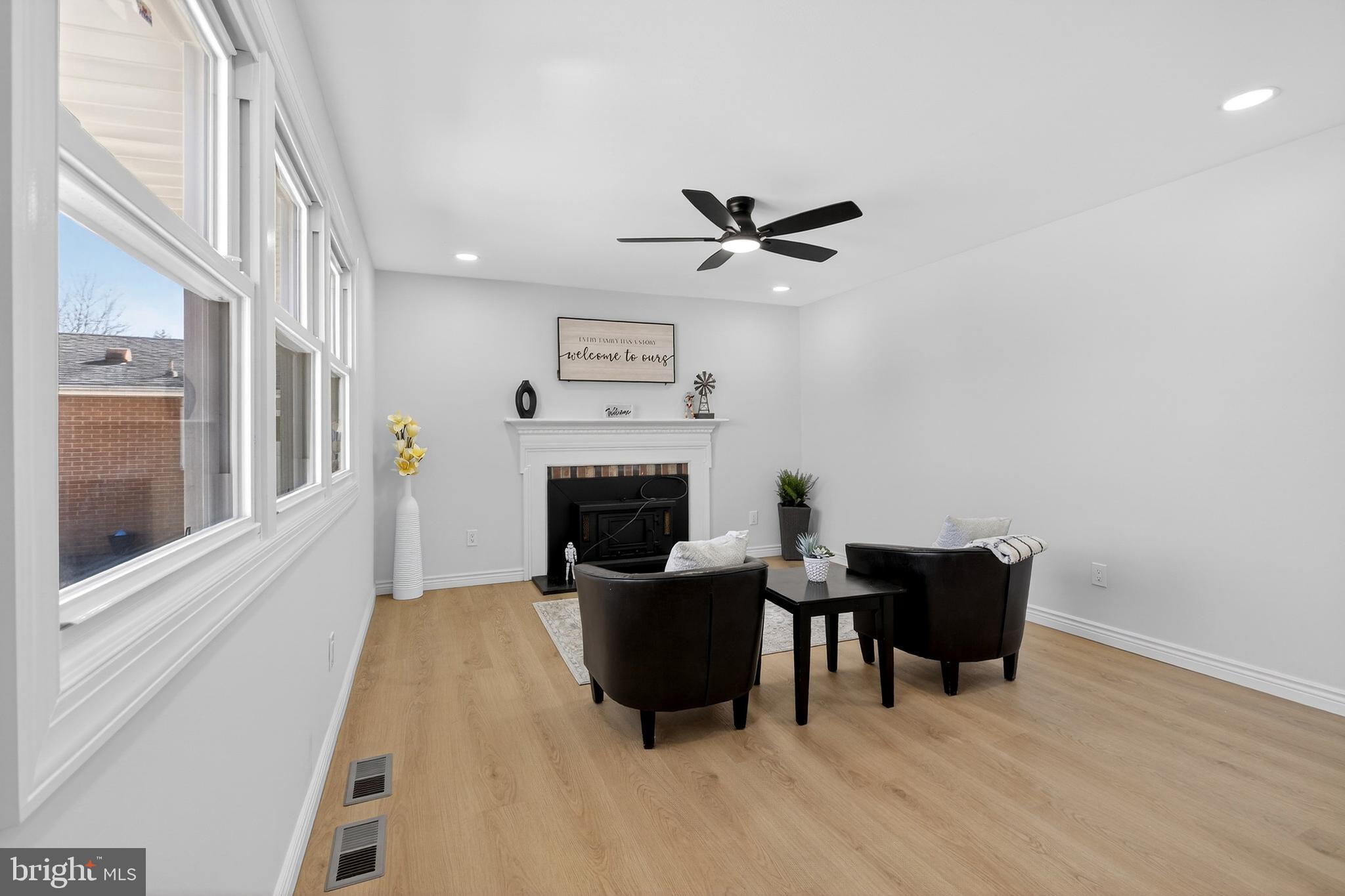 MEADOWOOD - Residential