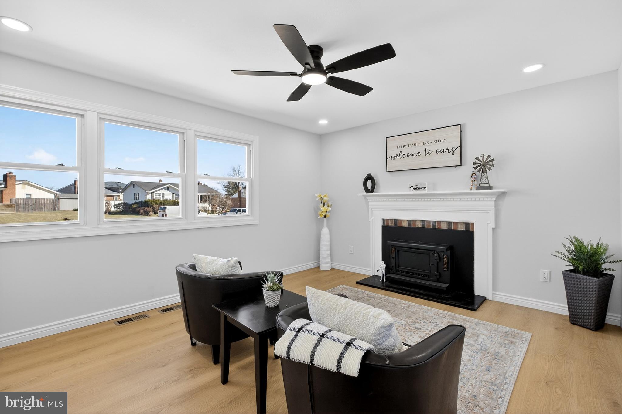 MEADOWOOD - Residential