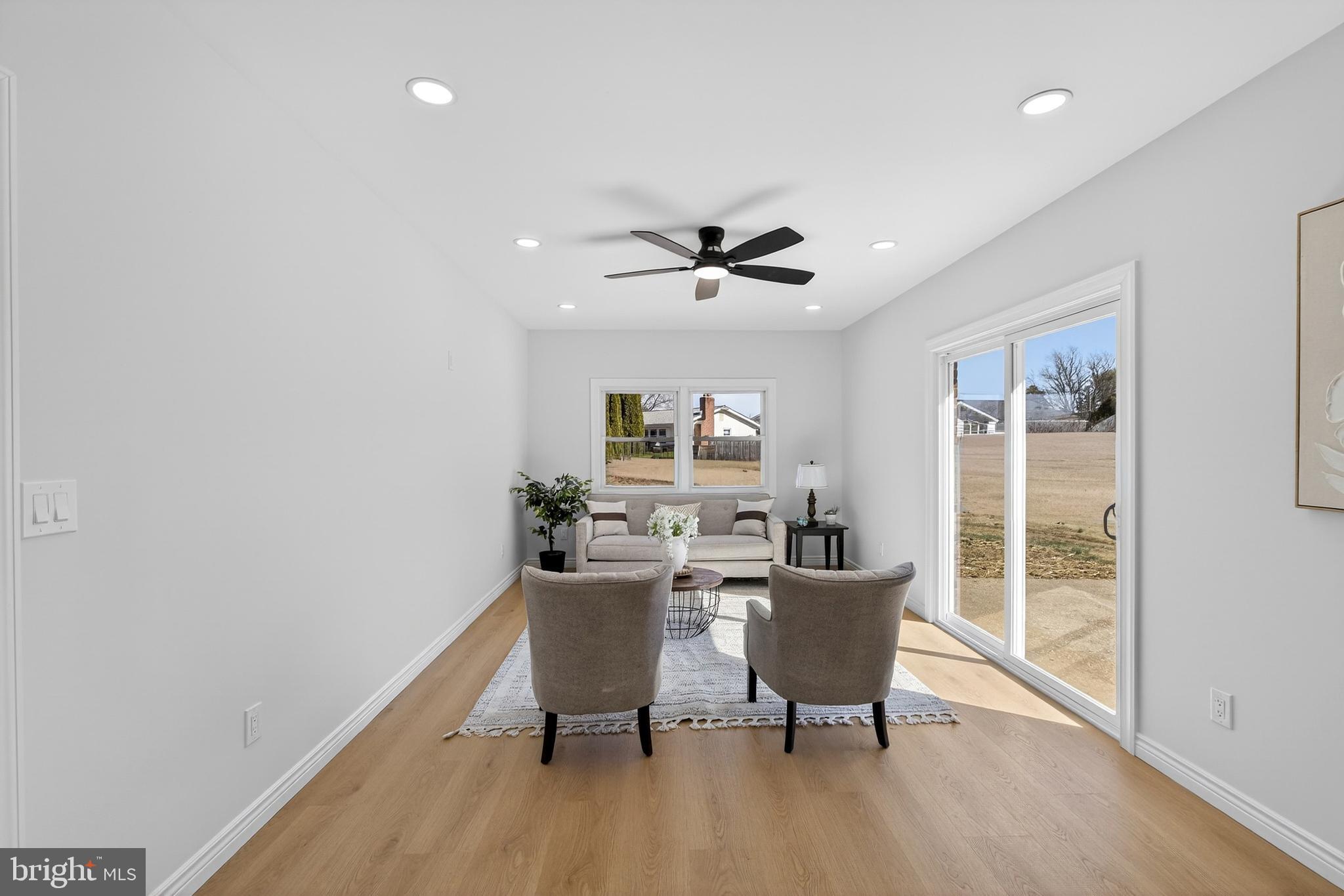 MEADOWOOD - Residential