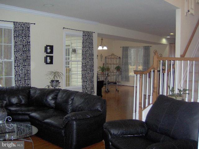 TALL PINES - Residential