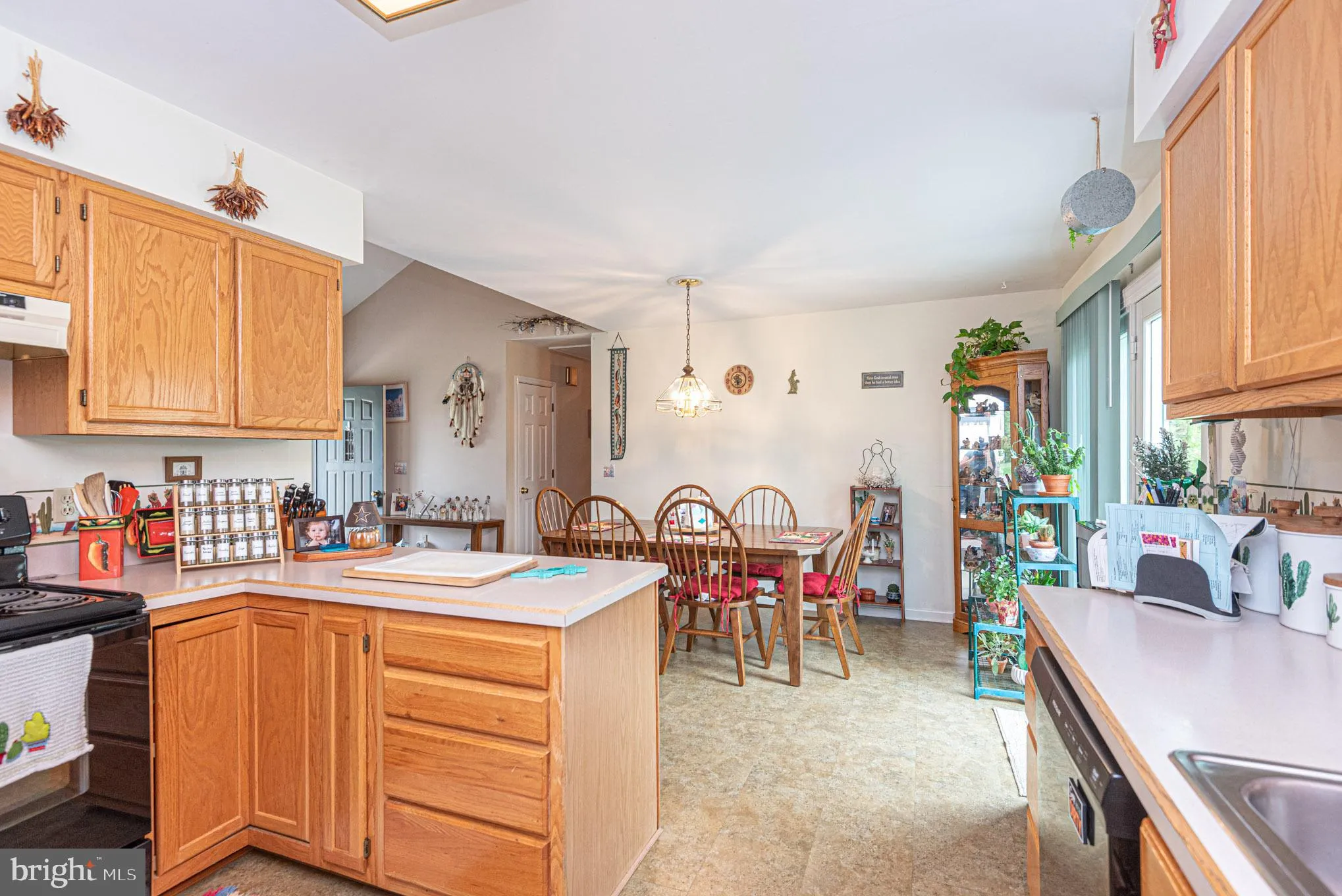 Salisbury, Maryland 21801, United States, 3 Bedrooms Bedrooms, ,2 BathroomsBathrooms,Residential,Contingent,103622