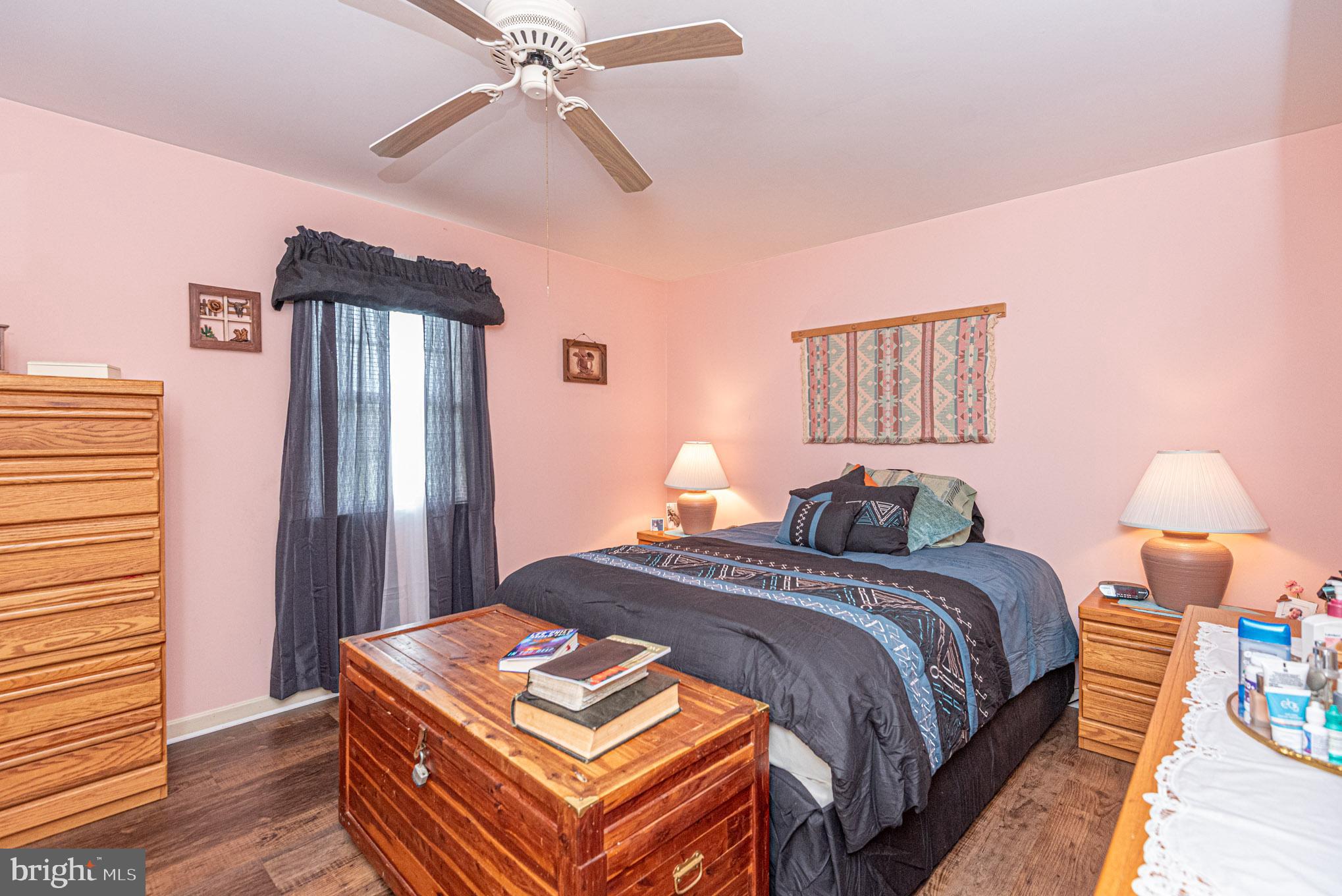 WILLOW CREEK - Residential