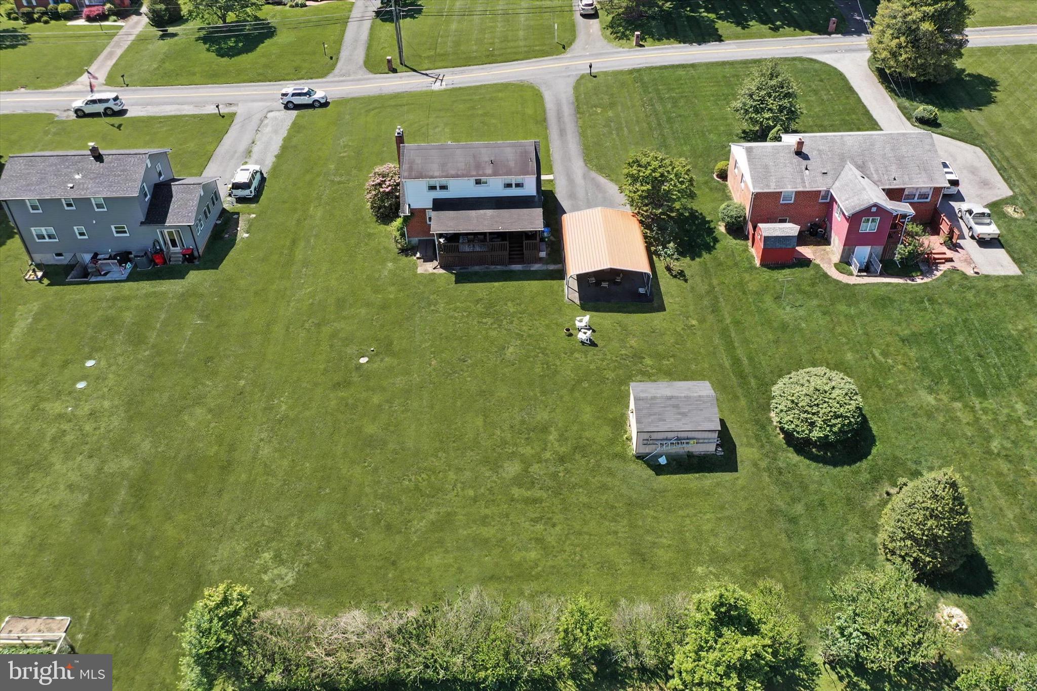 406 PLUMTREE ROAD