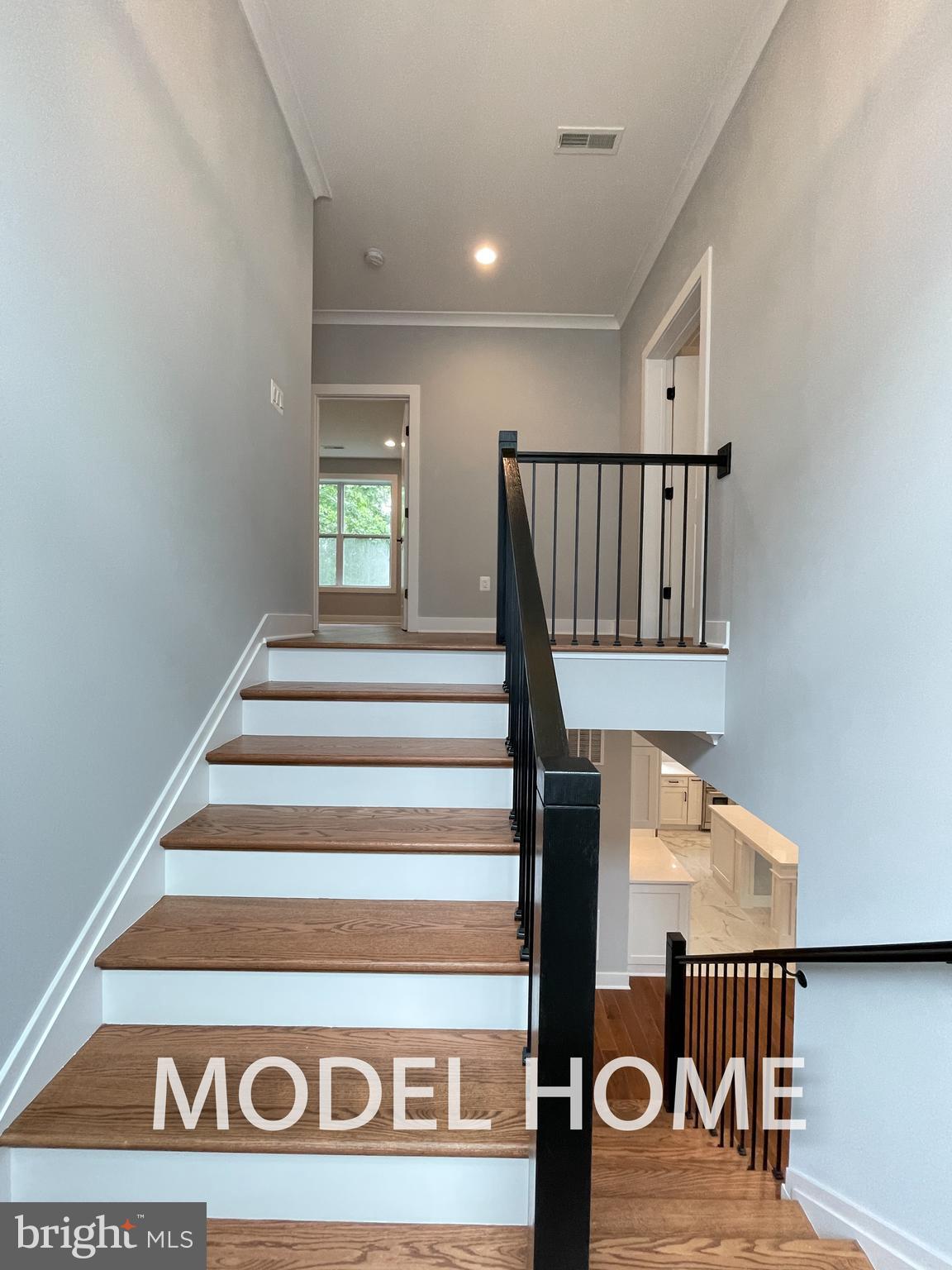 VIENNA HILLS - Residential