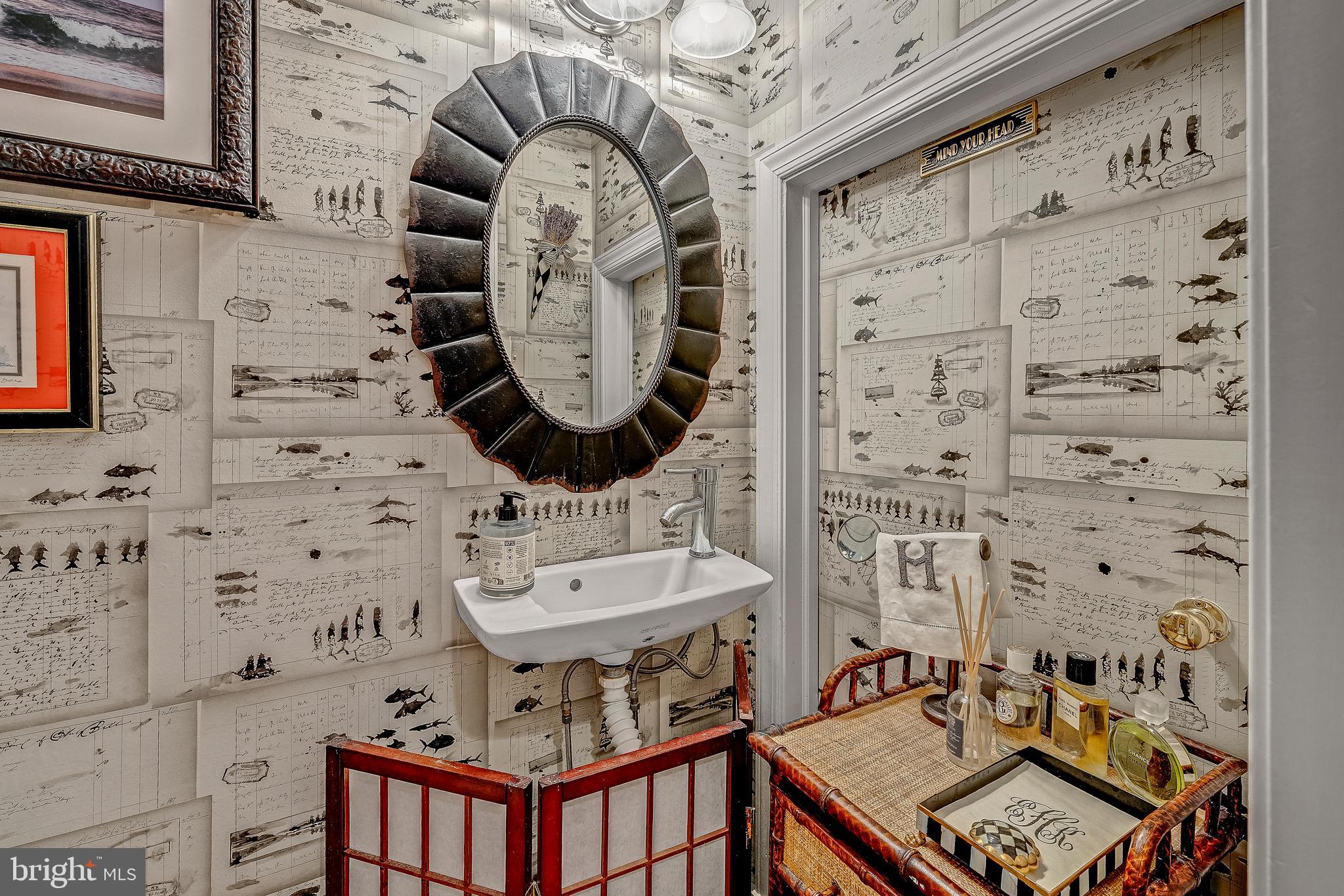 VILLAGE HAMLET - Residential