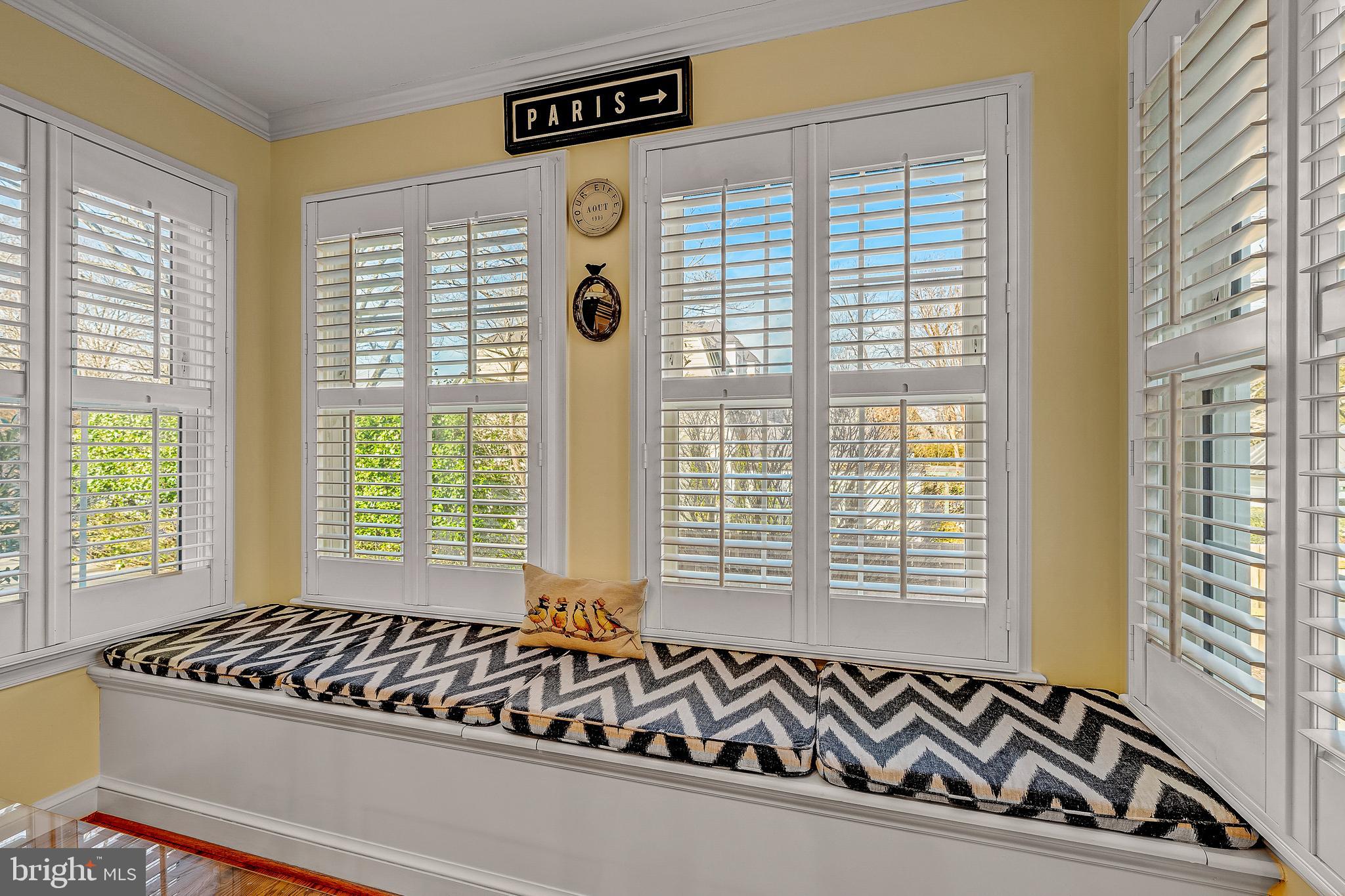 VILLAGE HAMLET - Residential