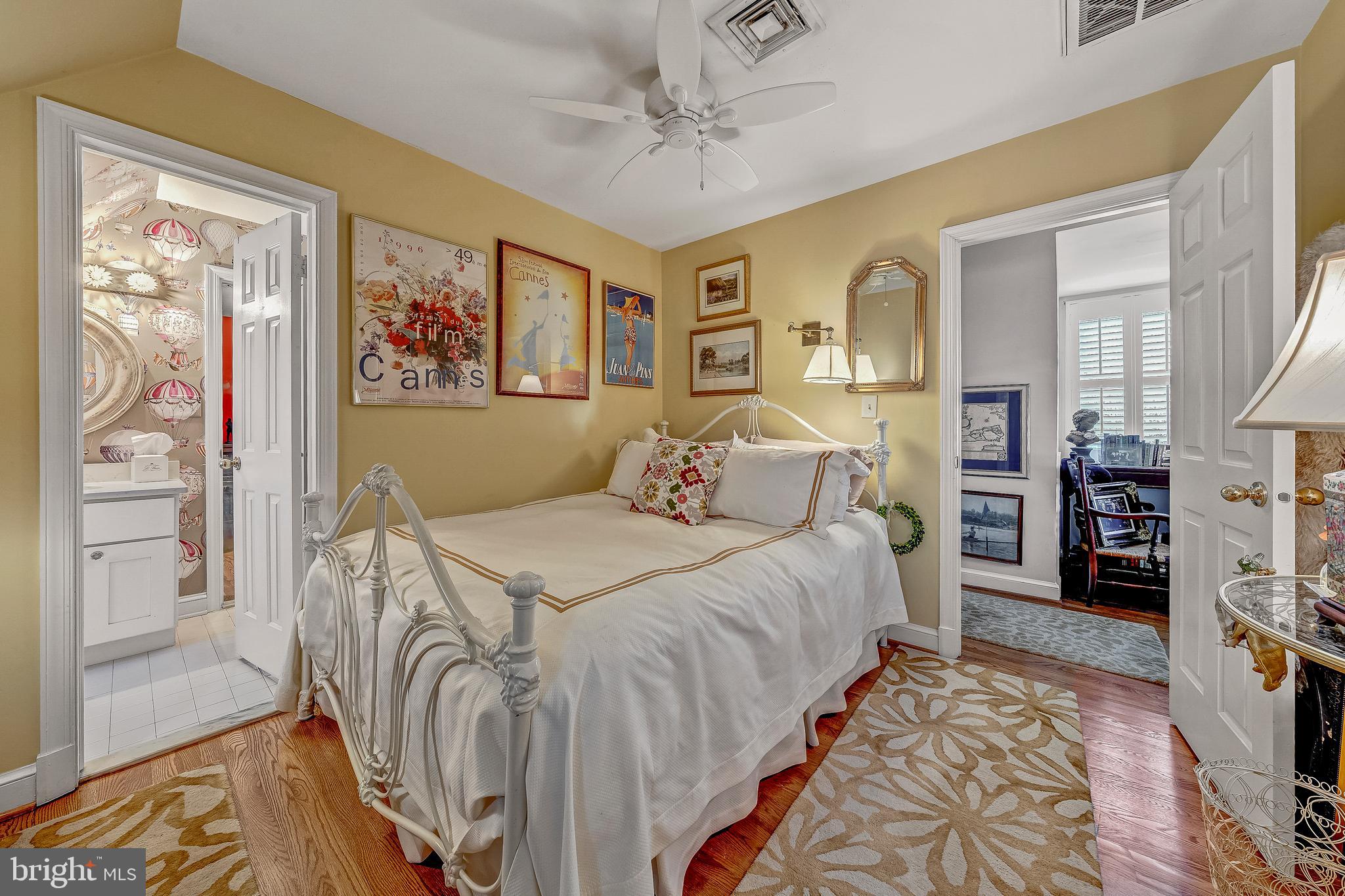 VILLAGE HAMLET - Residential