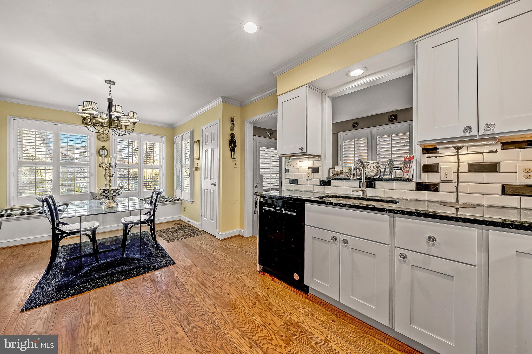 VILLAGE HAMLET - Residential