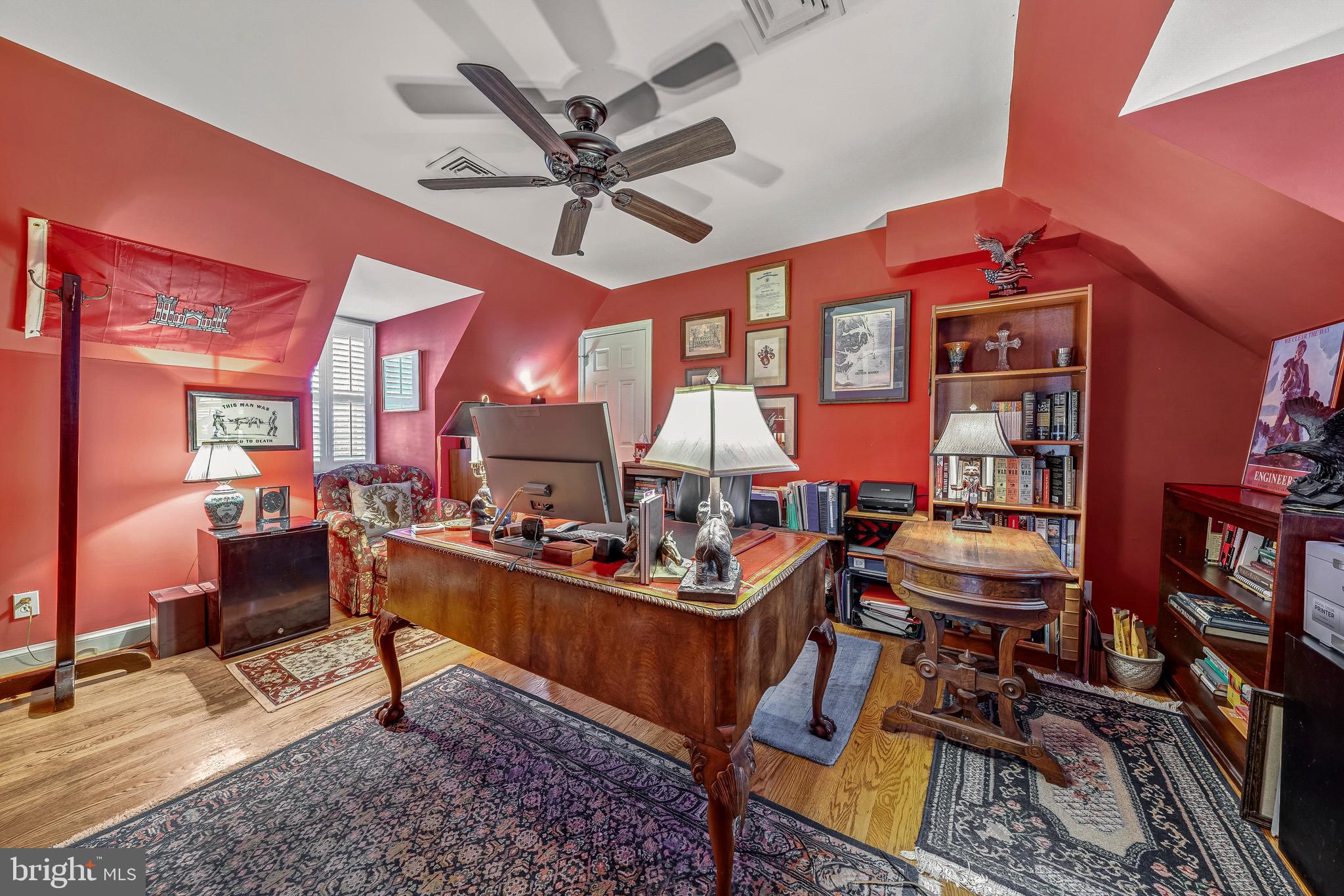 VILLAGE HAMLET - Residential