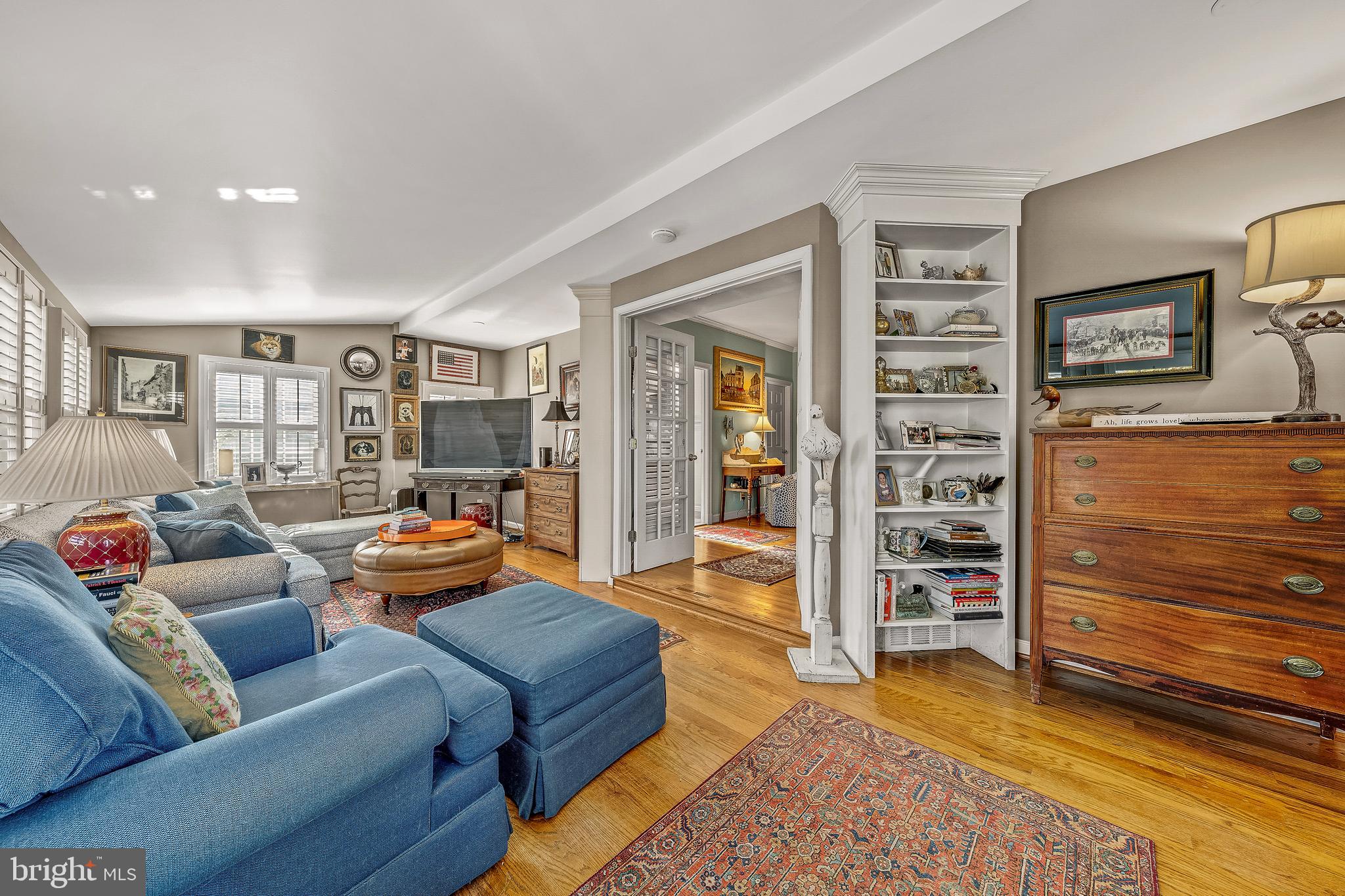 VILLAGE HAMLET - Residential