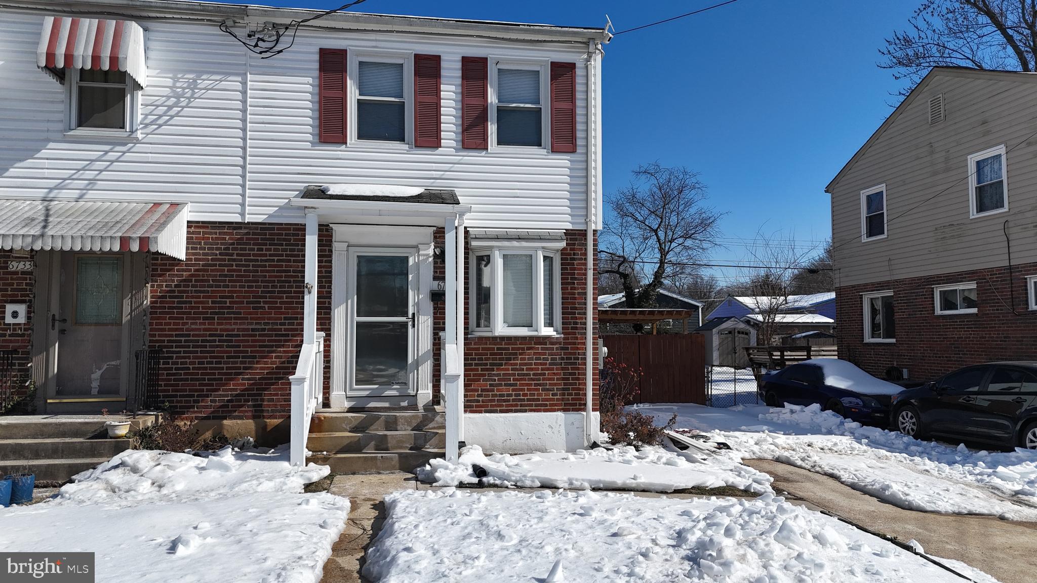 6735 RADCLIFFE DRIVE