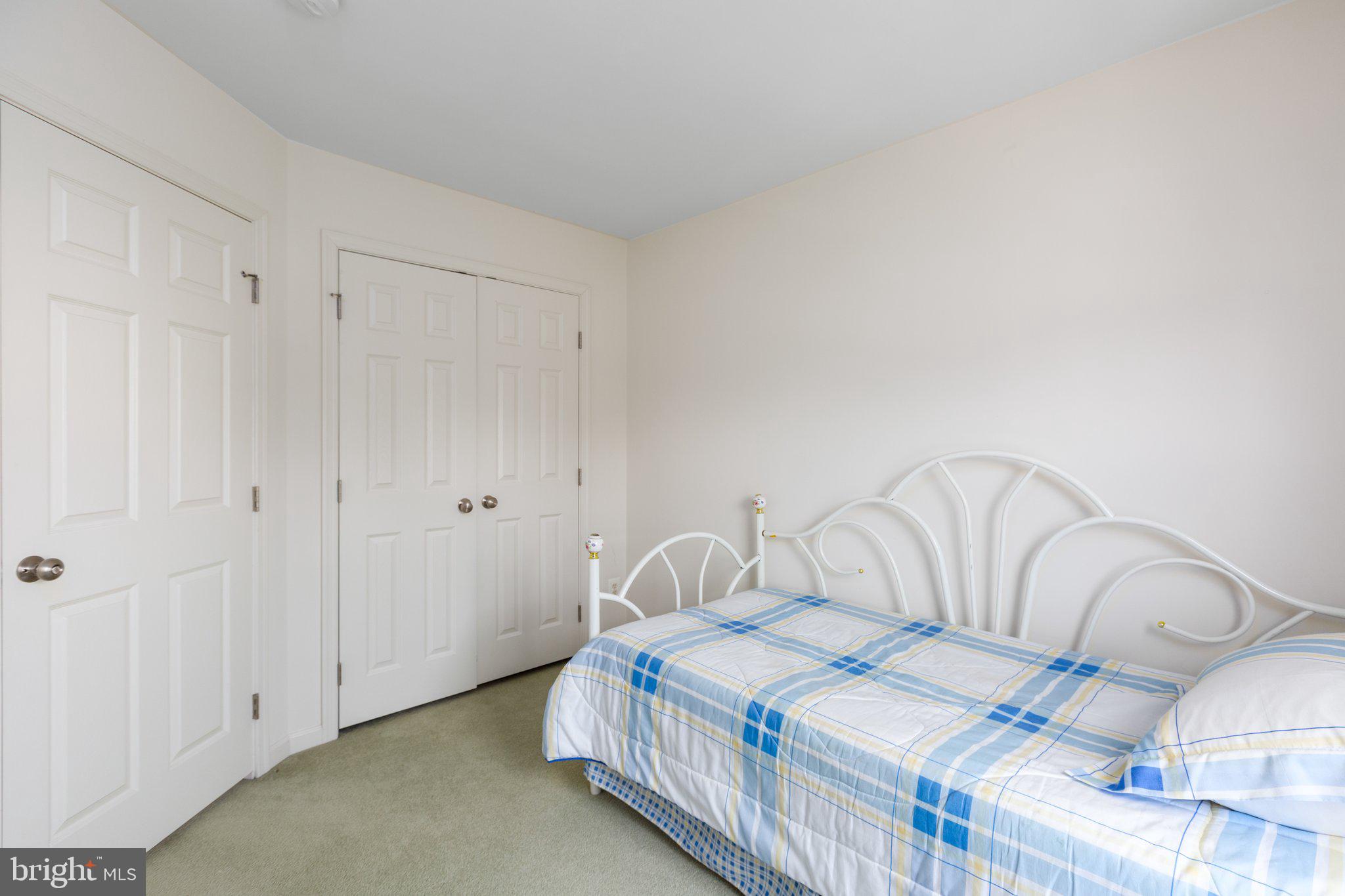 MONROE POINT - Residential