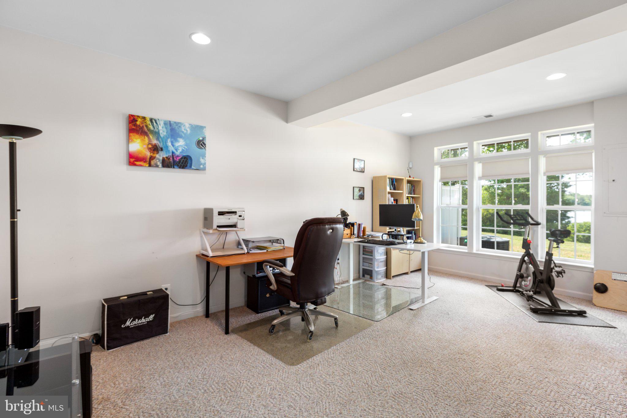 MONROE POINT - Residential