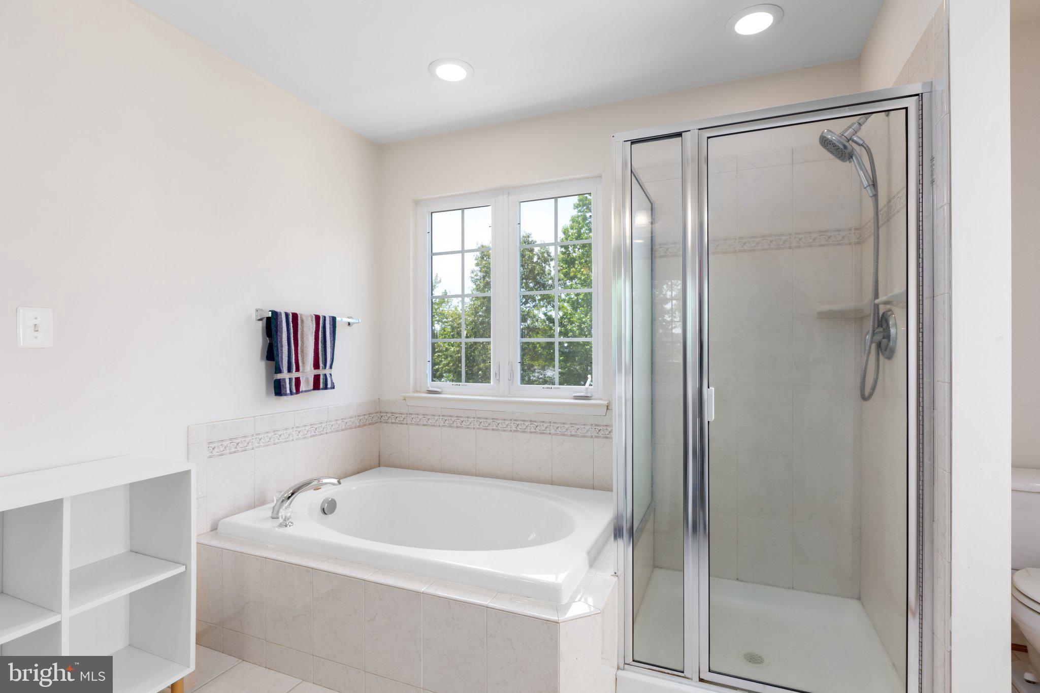 MONROE POINT - Residential