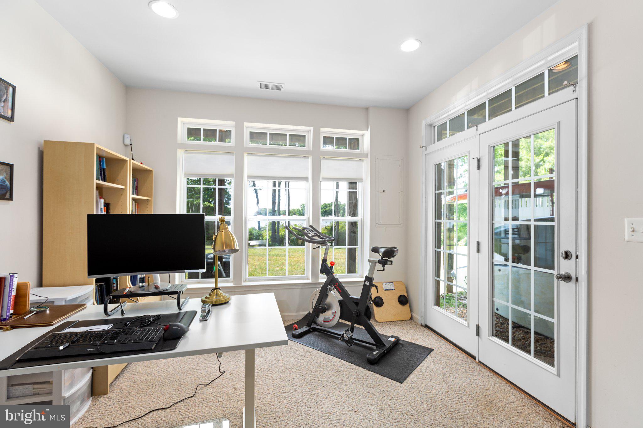 MONROE POINT - Residential