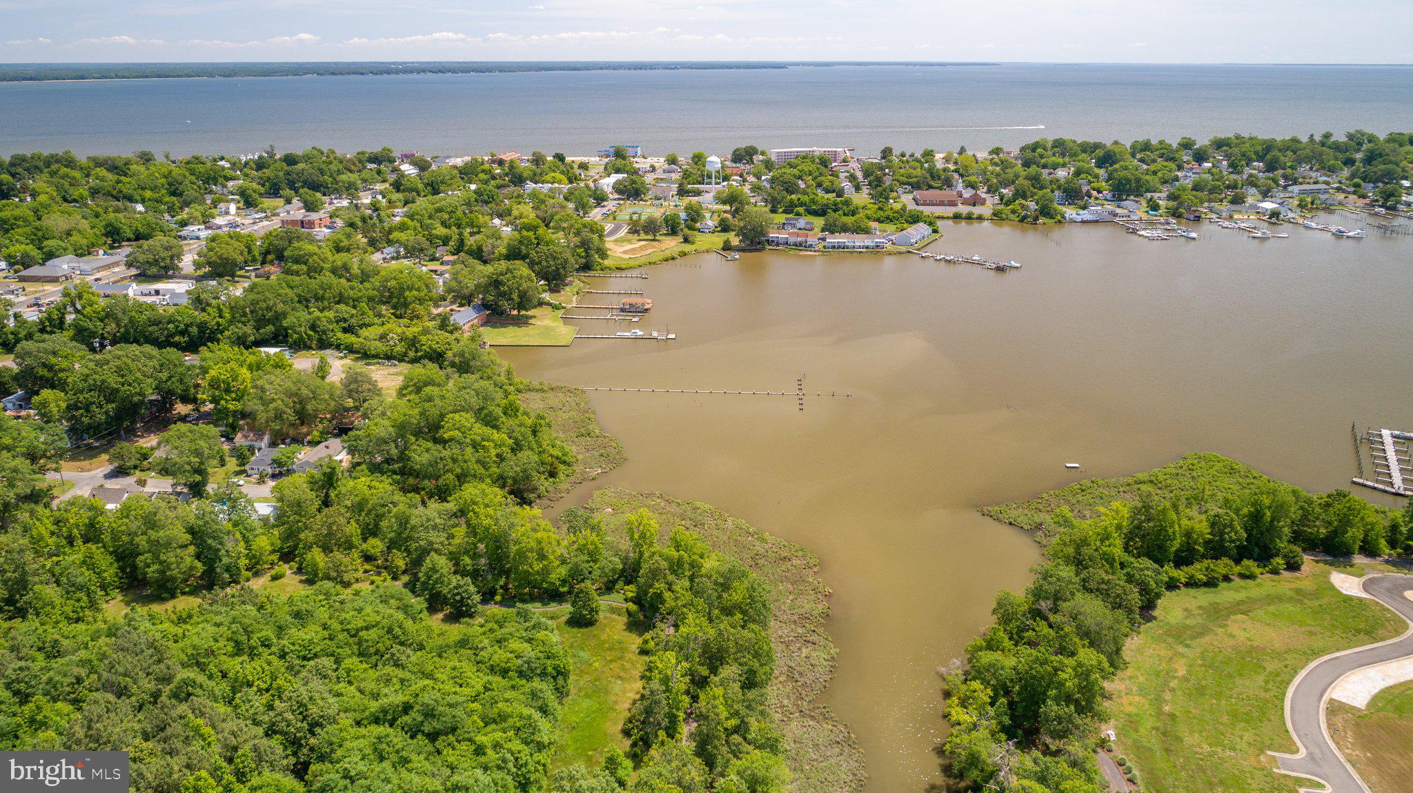 MONROE POINT - Residential