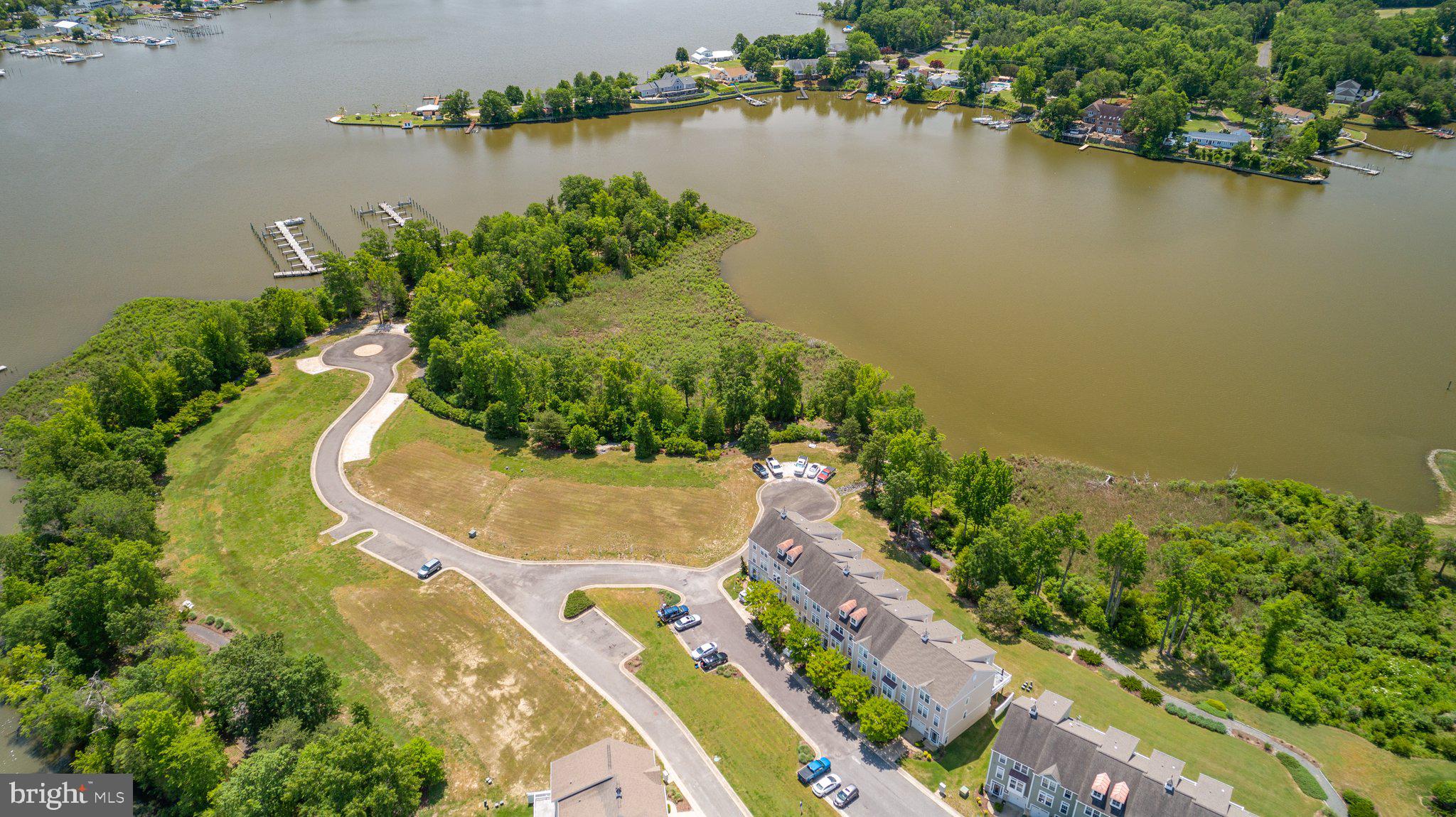 MONROE POINT - Residential