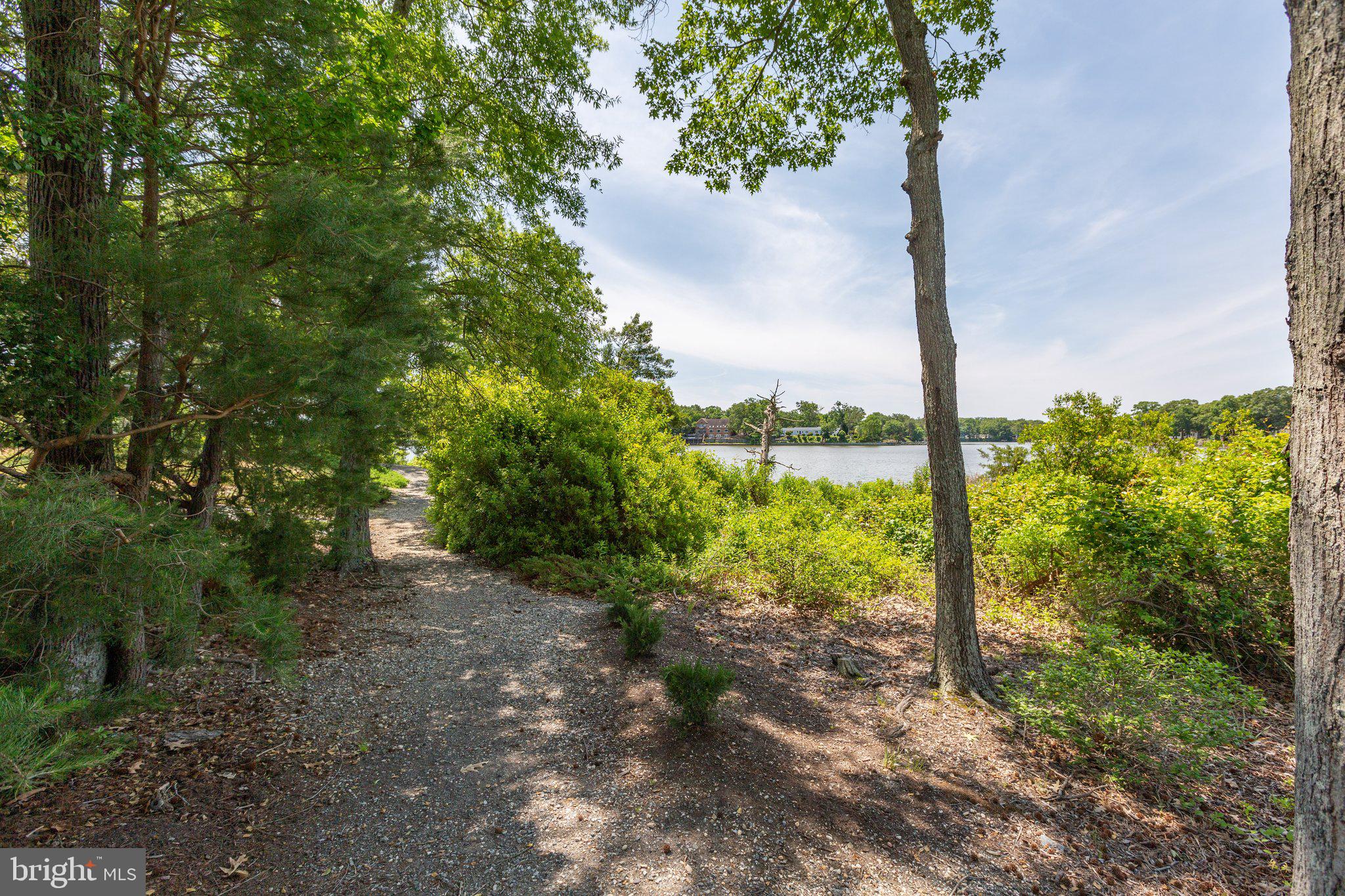 MONROE POINT - Residential