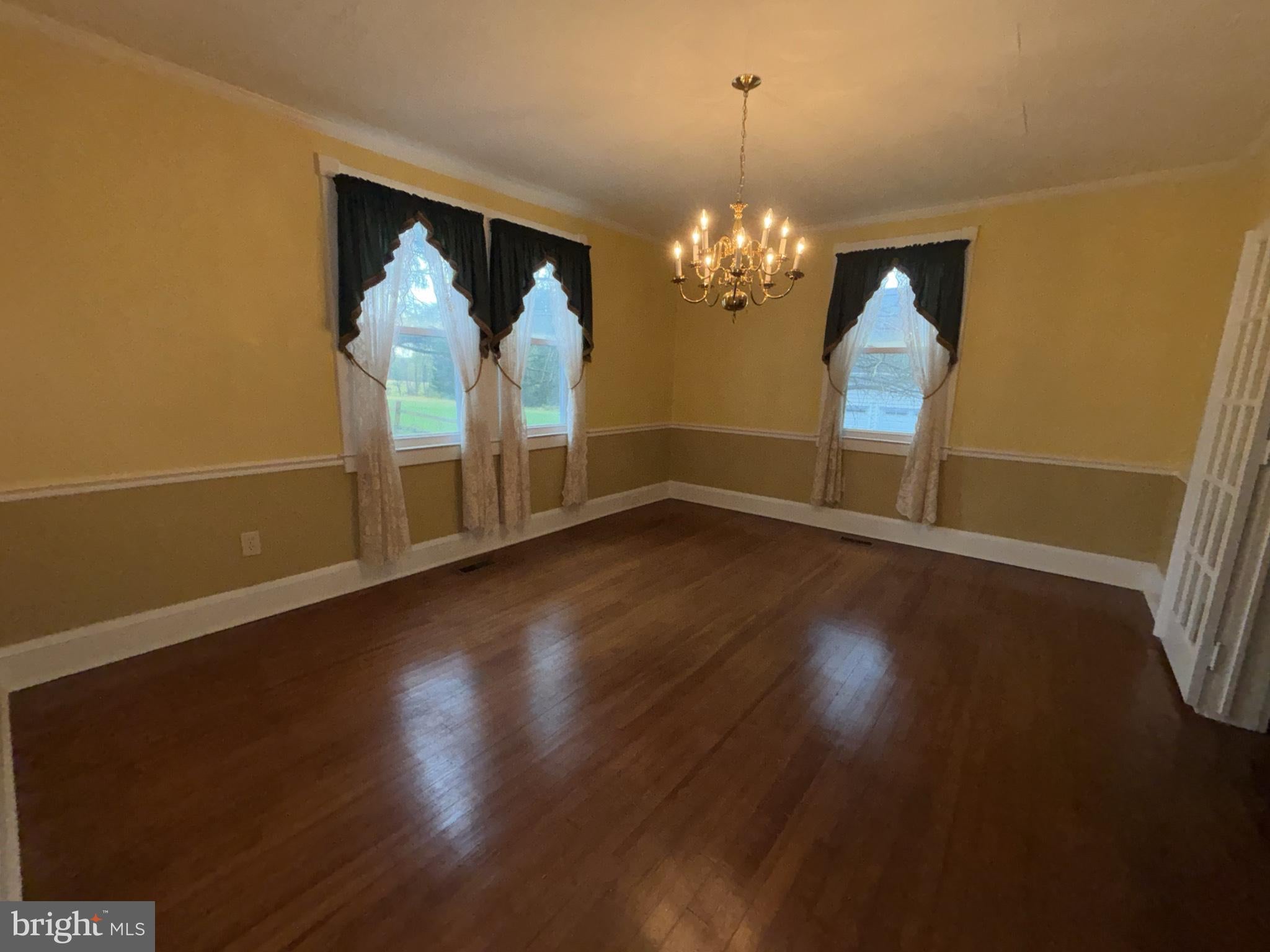 13901 JARRETTSVILLE PIKE