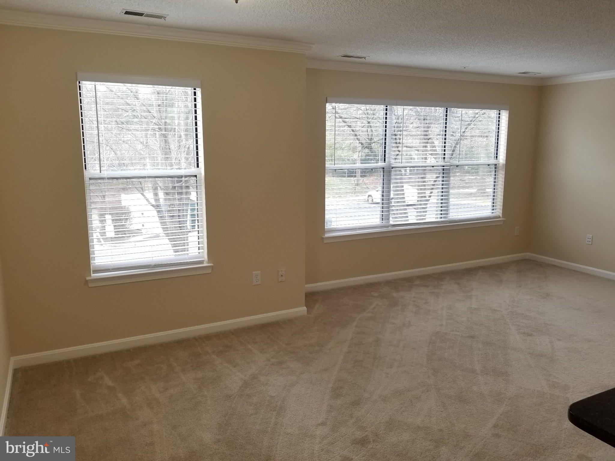 2603 CAMELBACK LANE 5