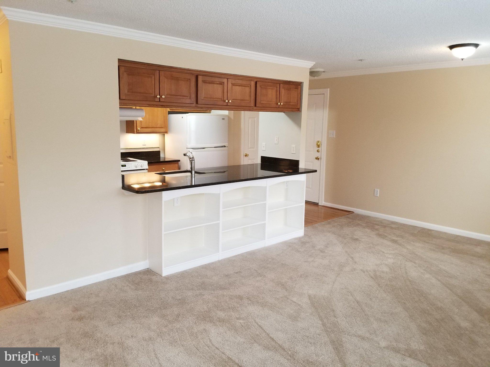 2603 CAMELBACK LANE 5
