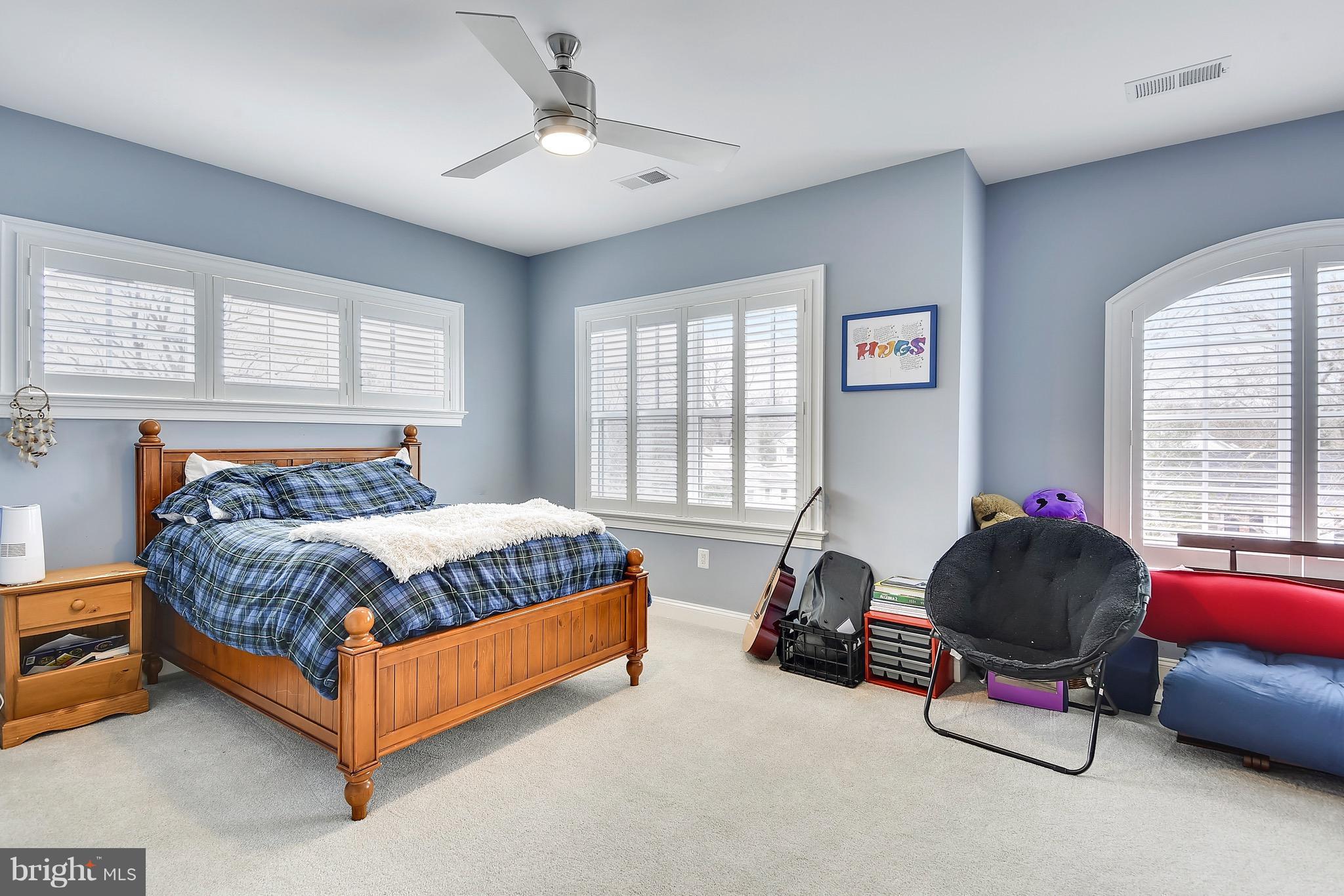 HILLMEAD - Residential