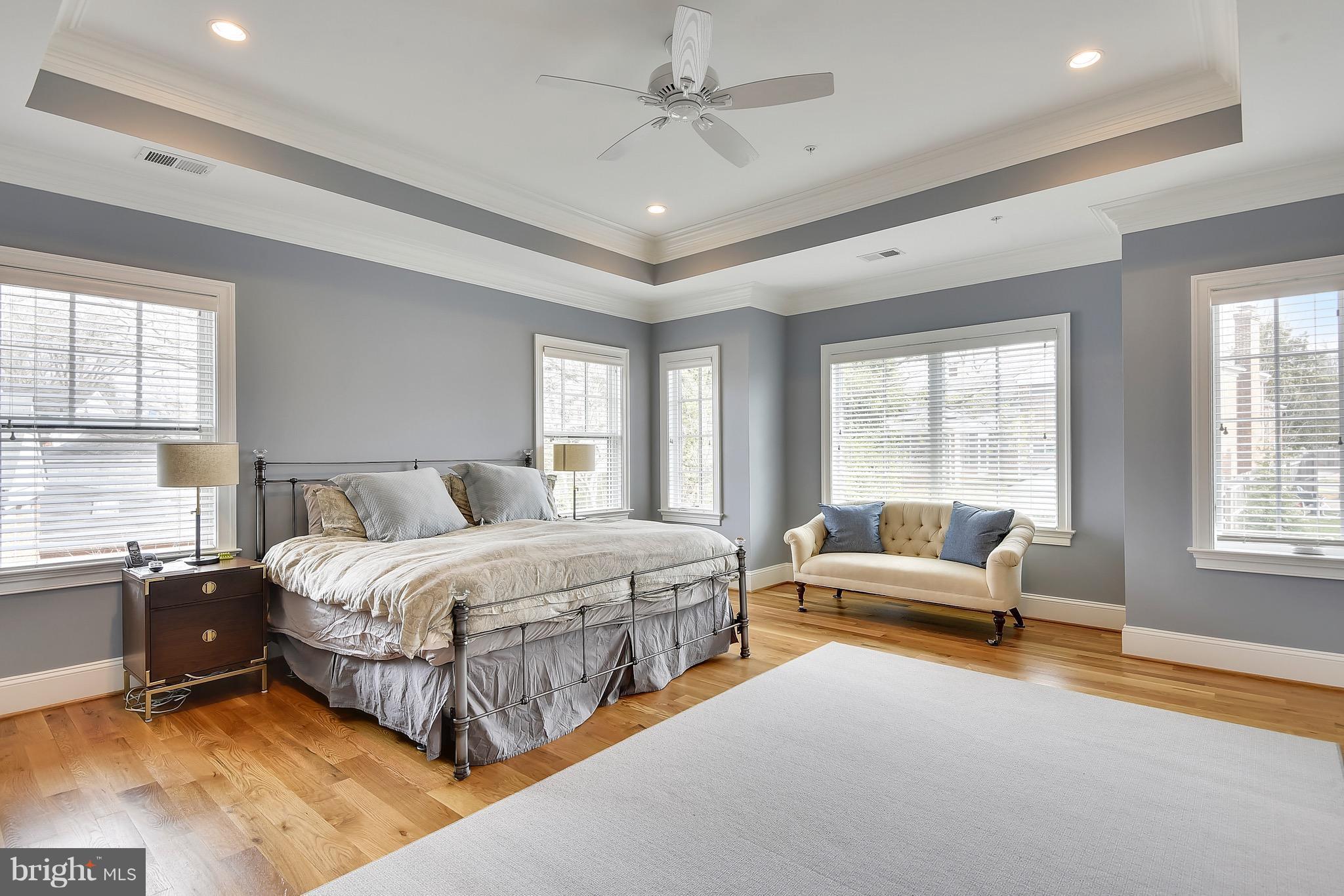 HILLMEAD - Residential