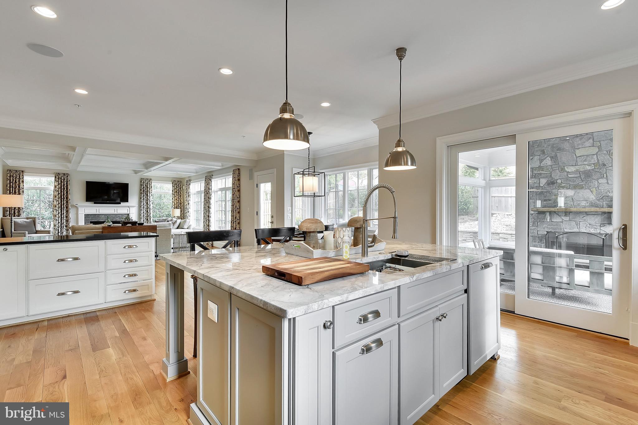 HILLMEAD - Residential