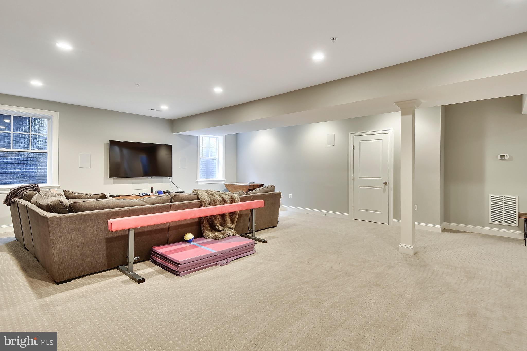 HILLMEAD - Residential