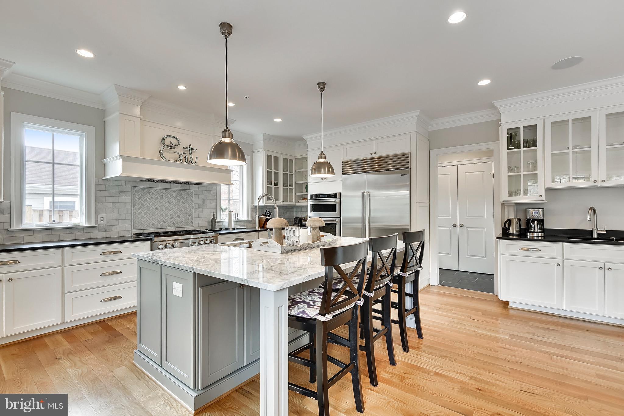 HILLMEAD - Residential