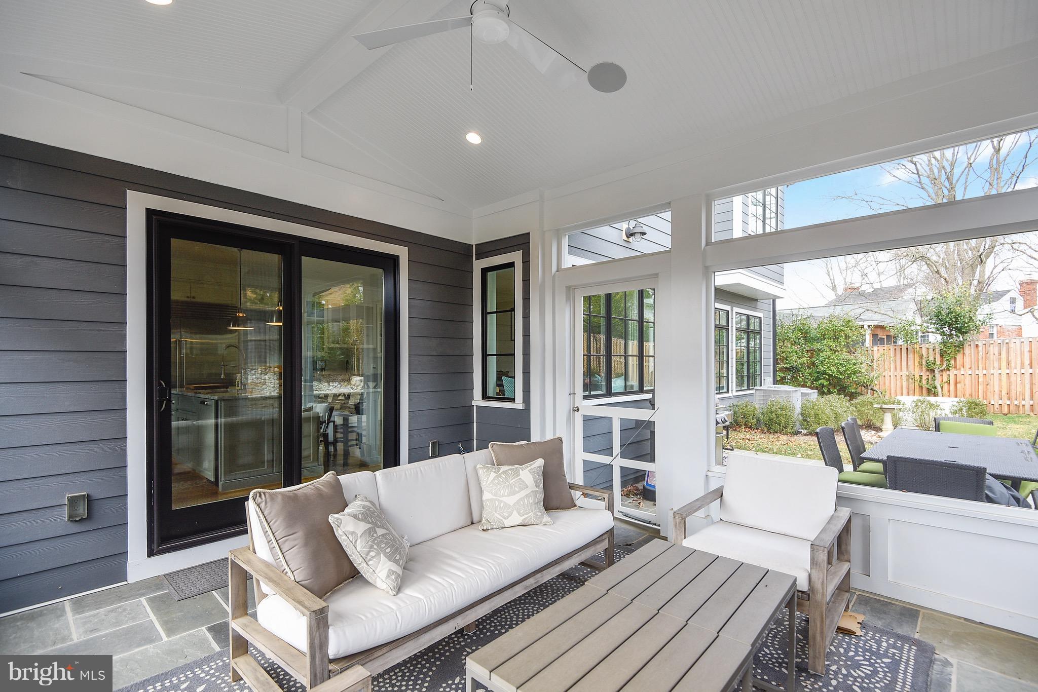 HILLMEAD - Residential