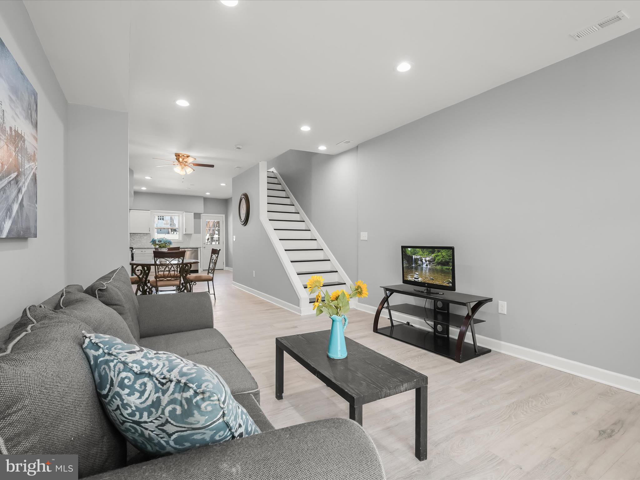 GREEKTOWN - Residential