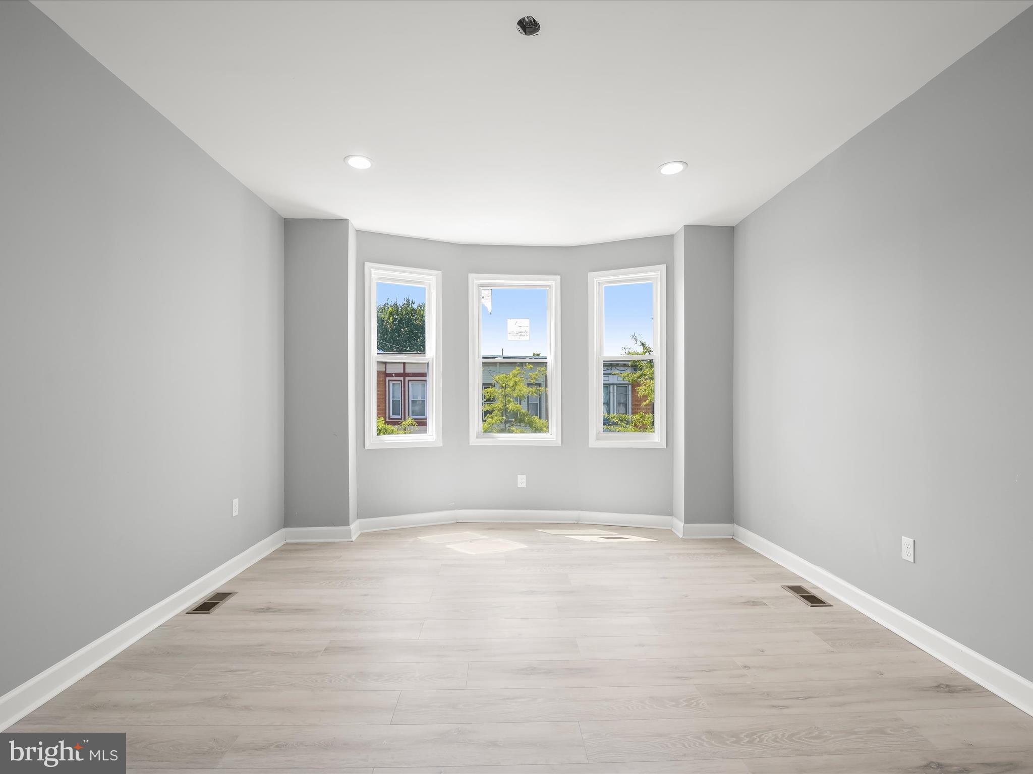 GREEKTOWN - Residential