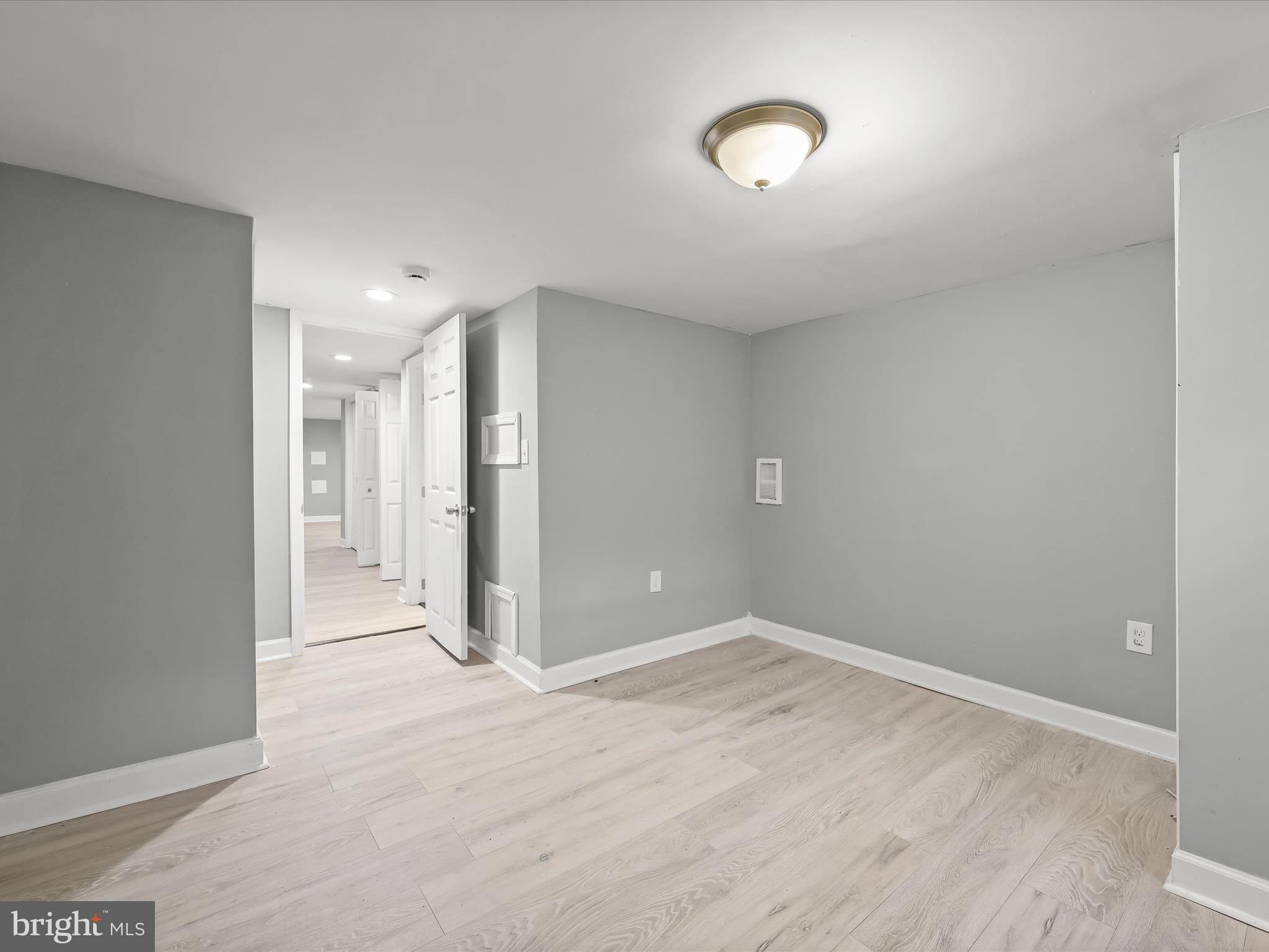 GREEKTOWN - Residential