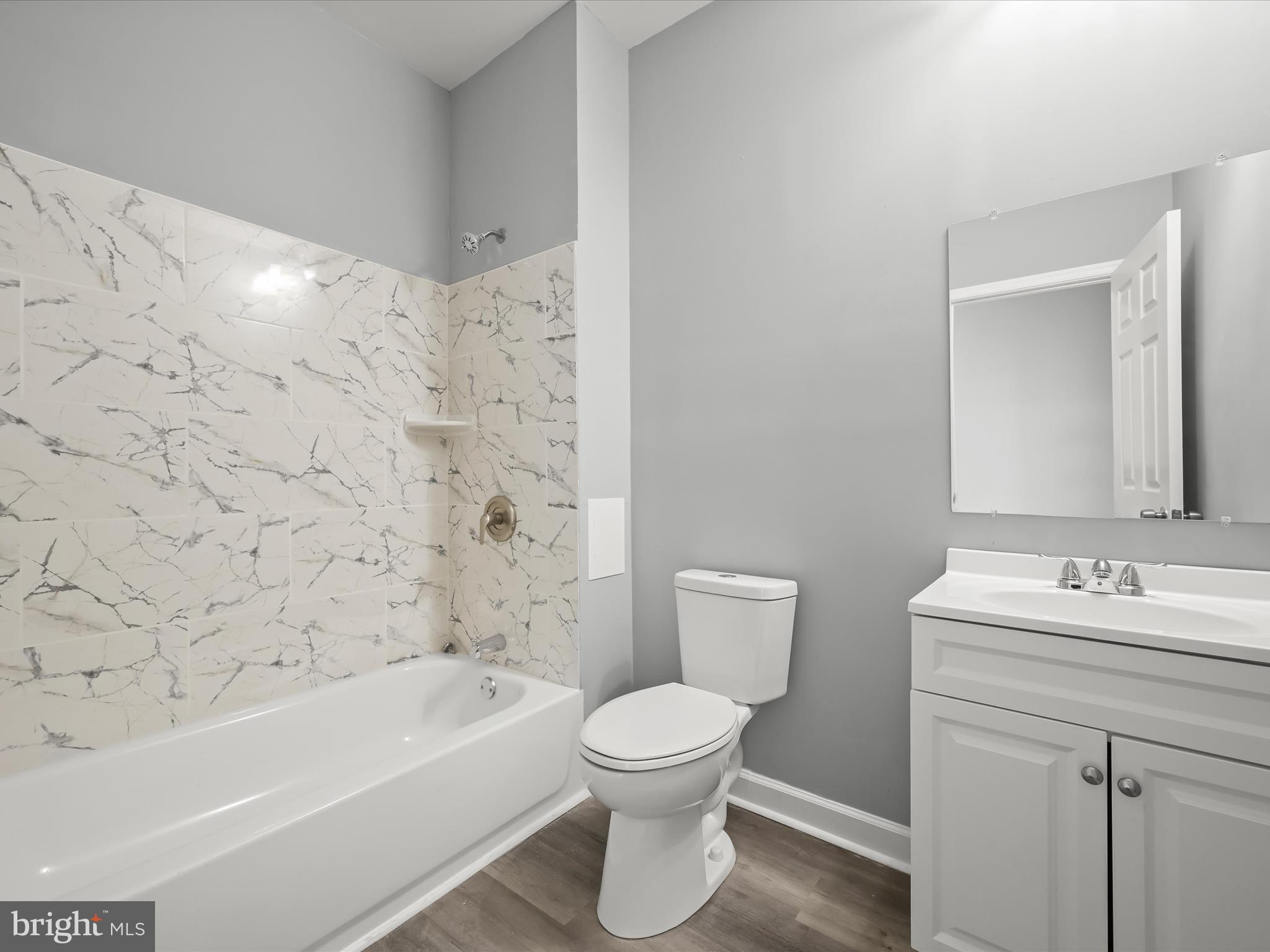 GREEKTOWN - Residential