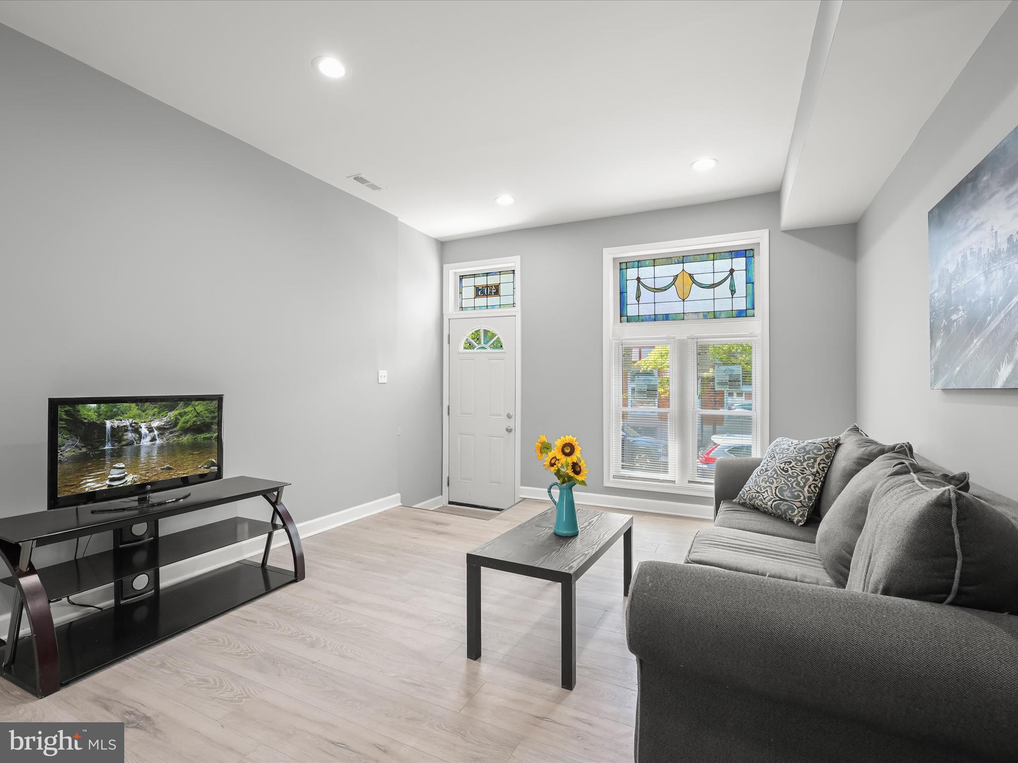 GREEKTOWN - Residential