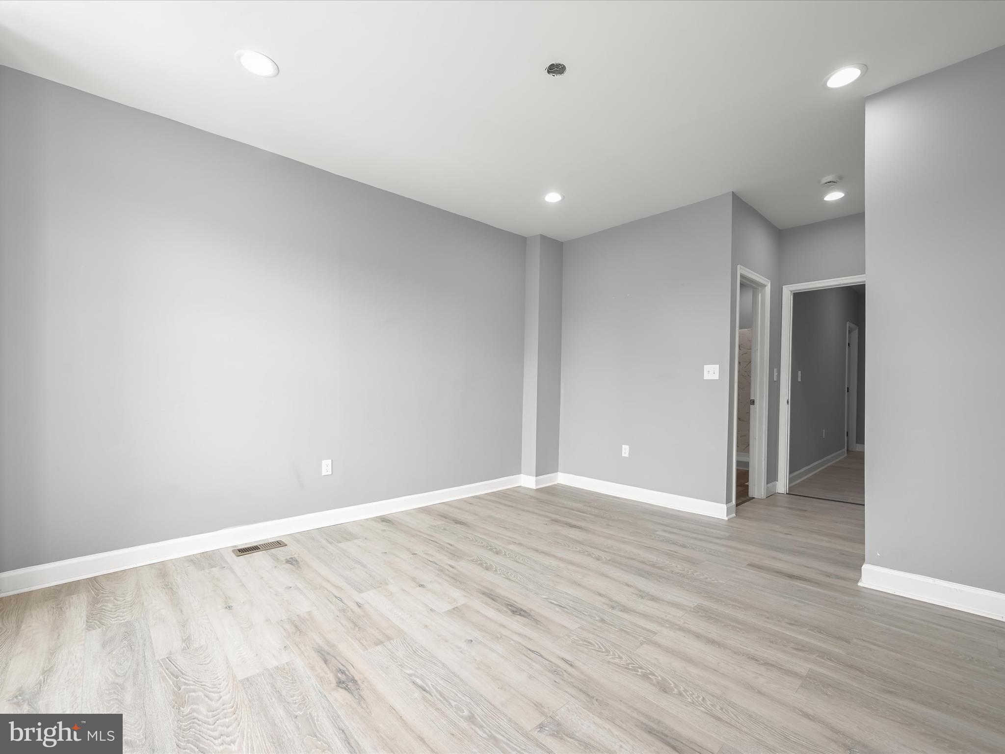 GREEKTOWN - Residential