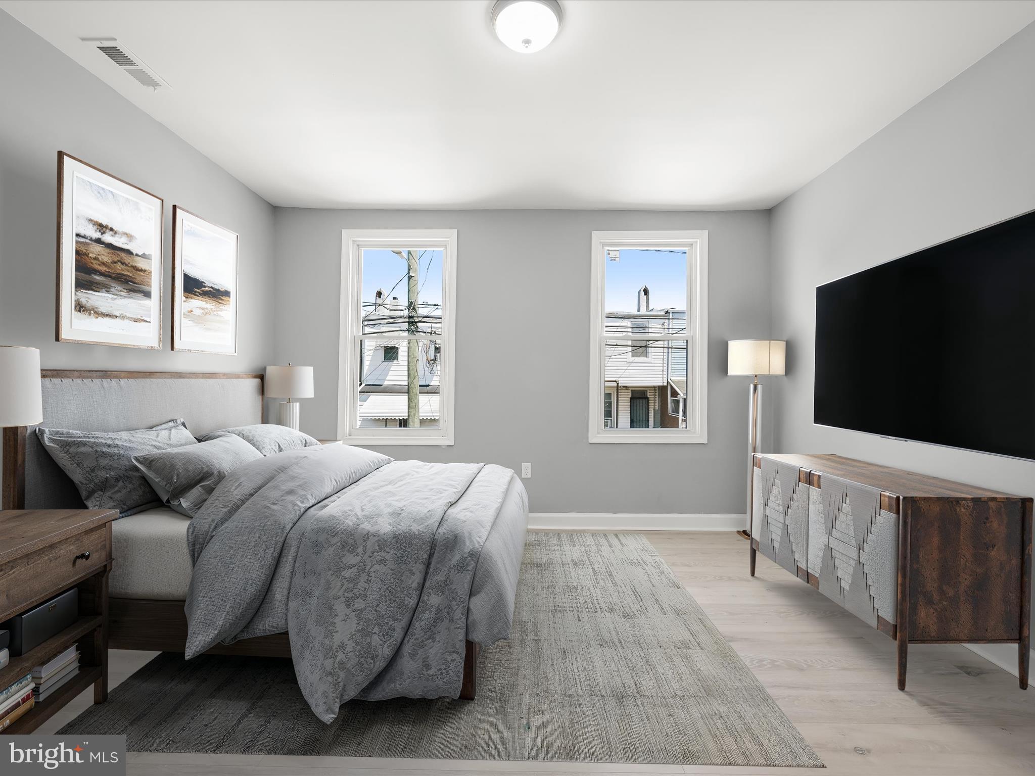 GREEKTOWN - Residential