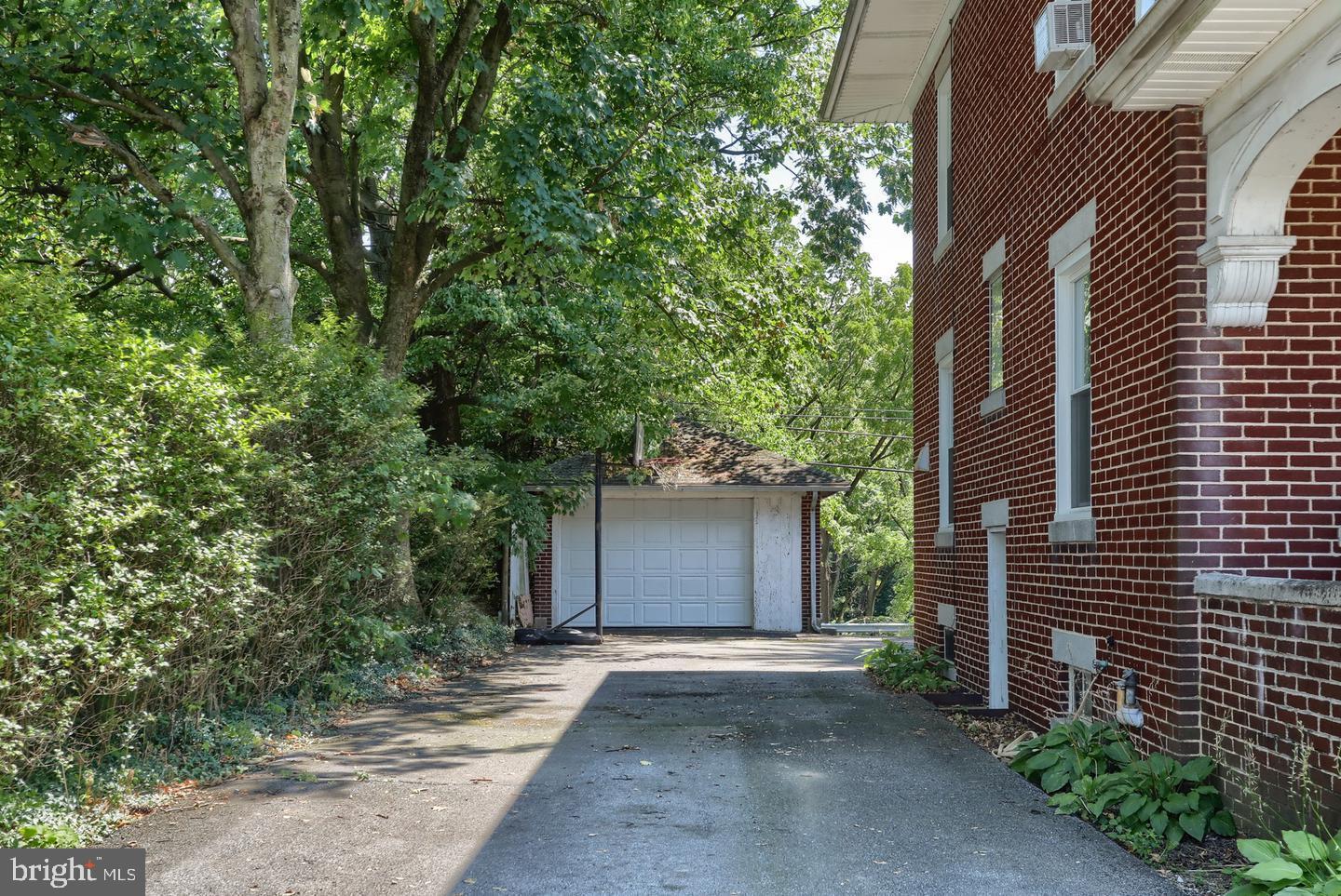 PANSEY HILL - Residential