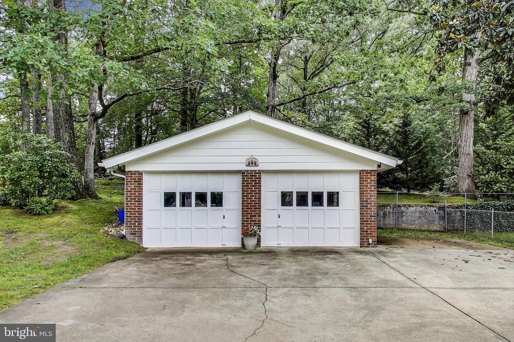 FOREST PARK - Residential