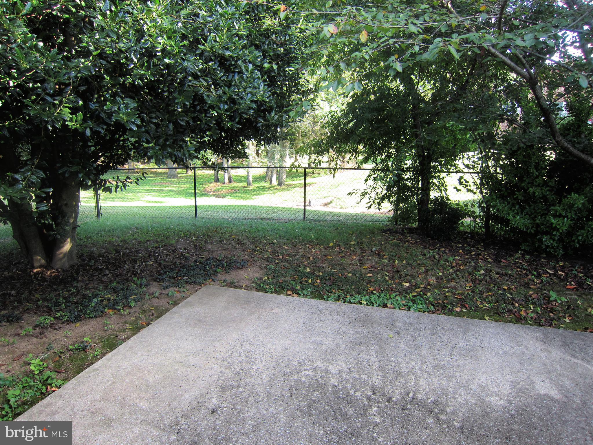 TOWNE OAK VILLAGE - Residential