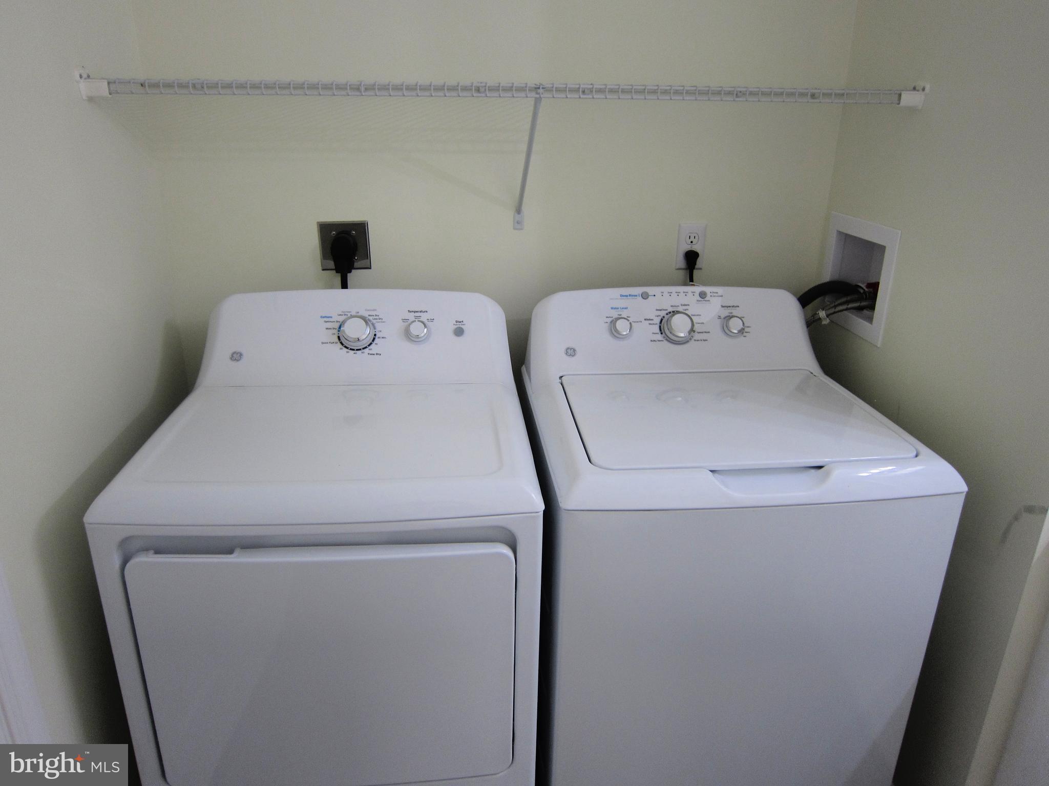 TOWNE OAK VILLAGE - Residential