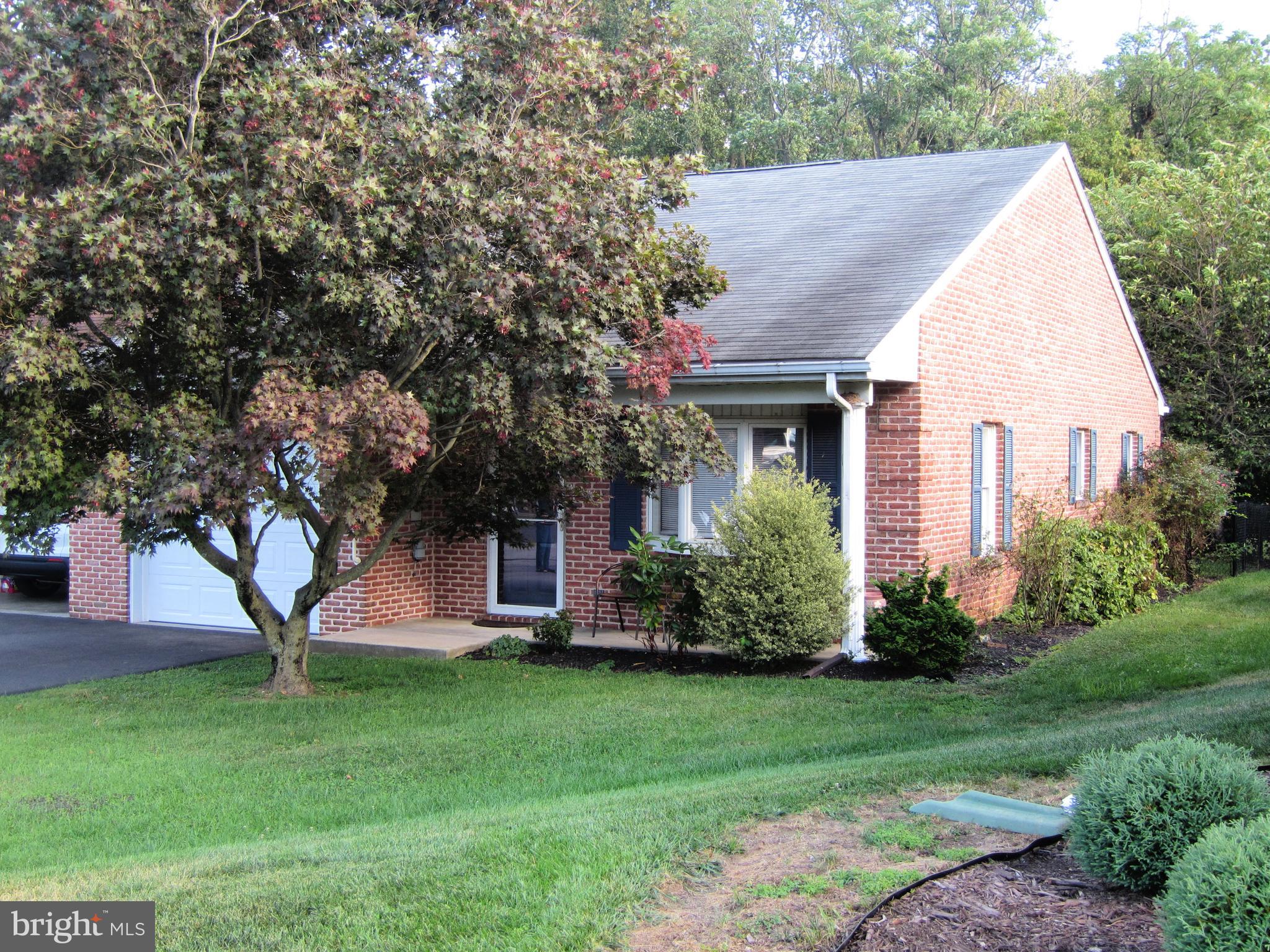 TOWNE OAK VILLAGE - Residential