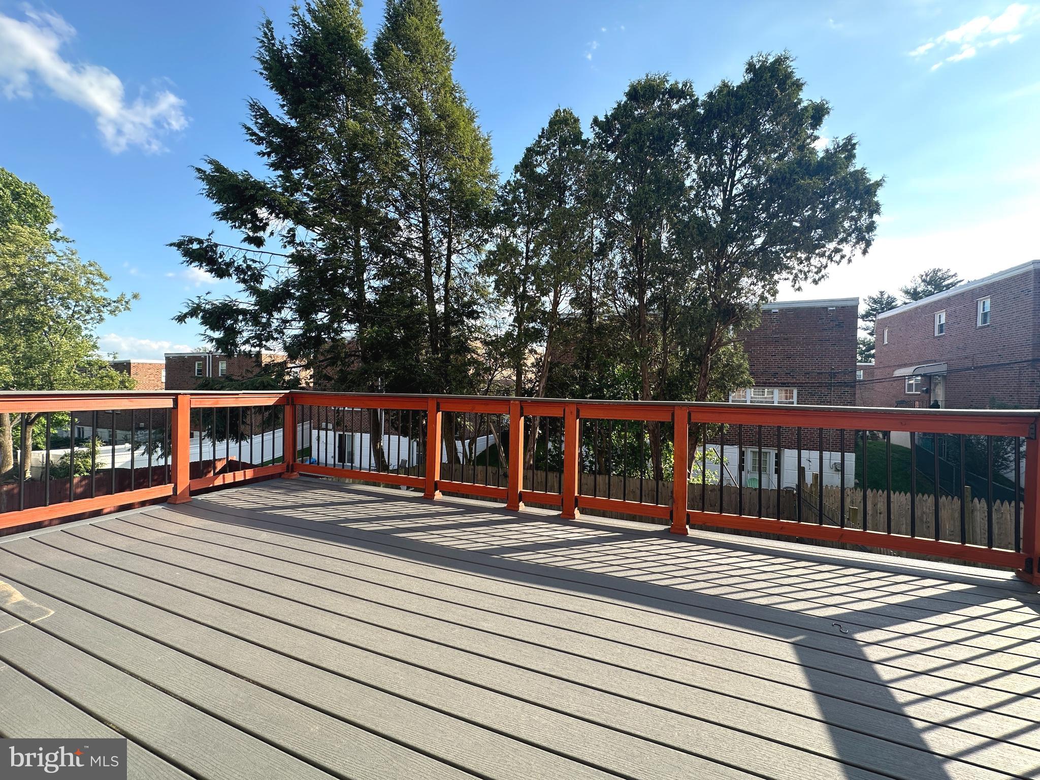 FOX CHASE - Residential