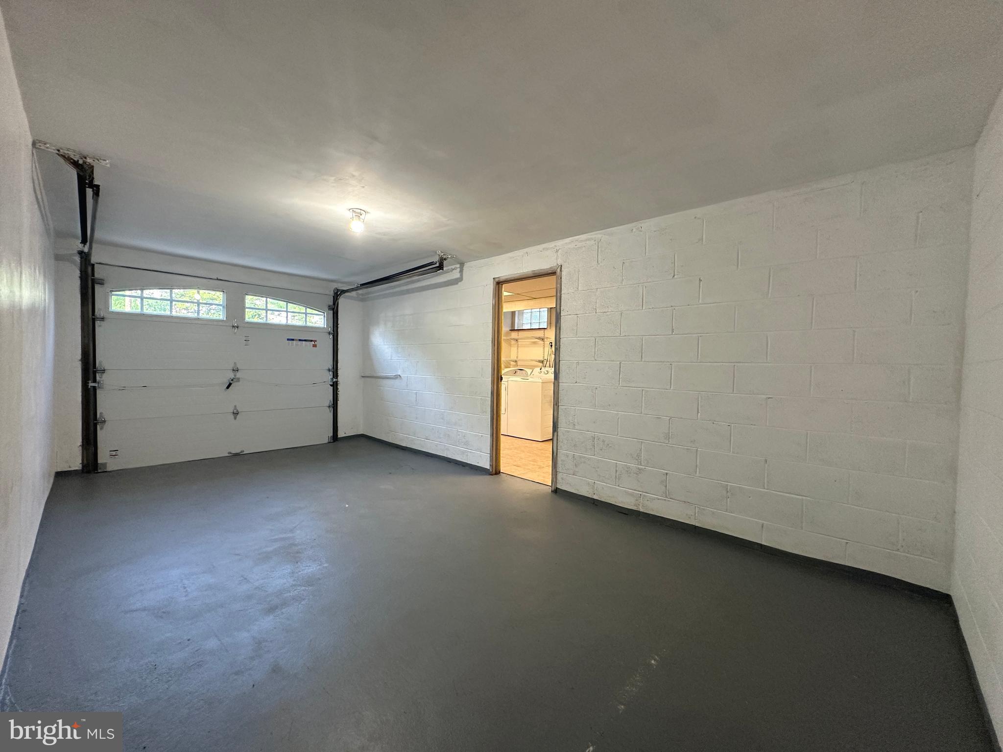 FOX CHASE - Residential