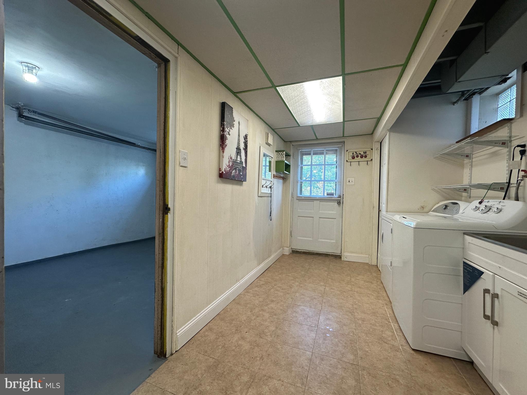 FOX CHASE - Residential